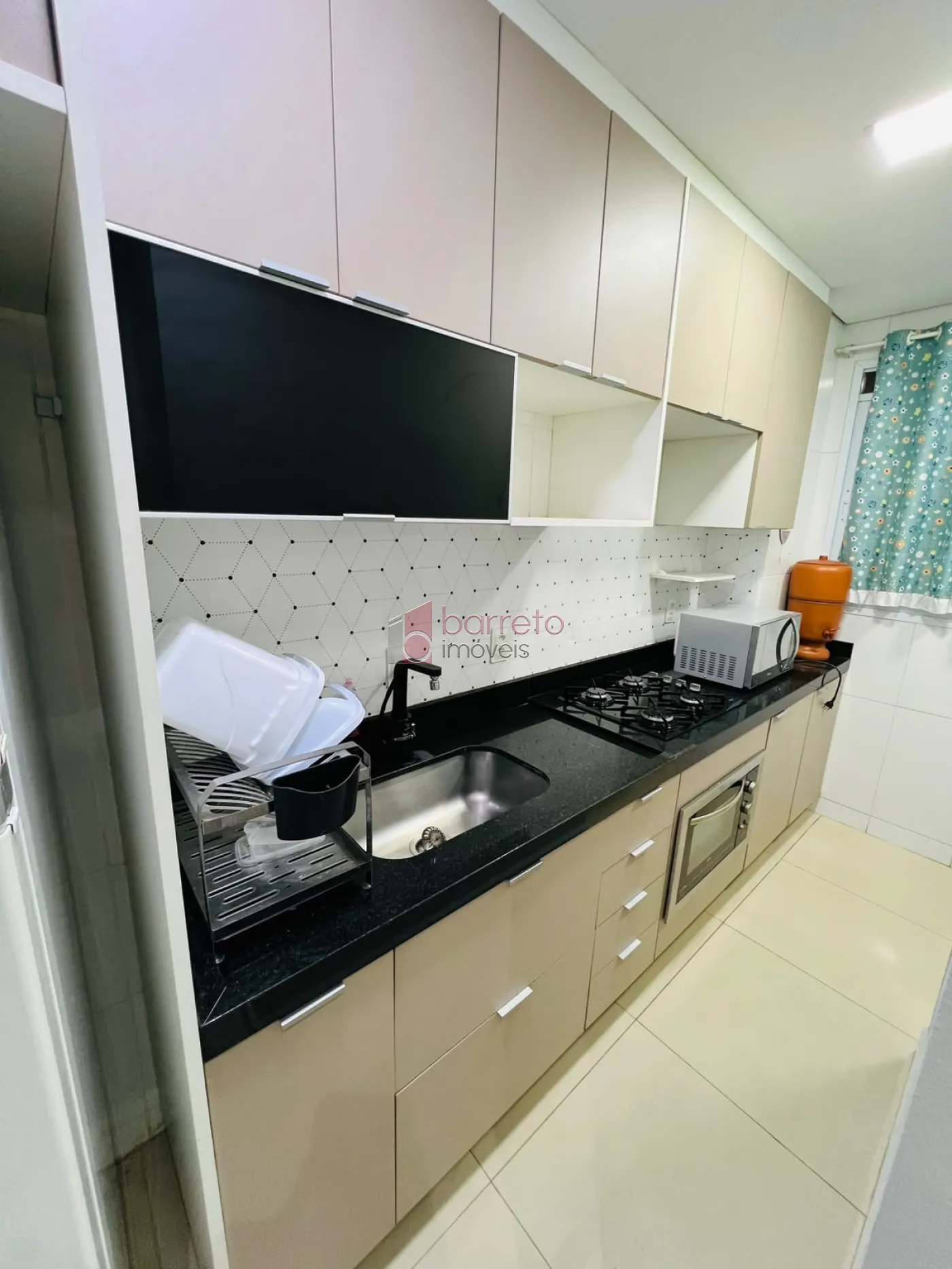 APARTAMENTO MOBILIADO PARA LOCAÇÃO NO RESIDENCIAL CAMÉLIA – JUNDIÁI/SP