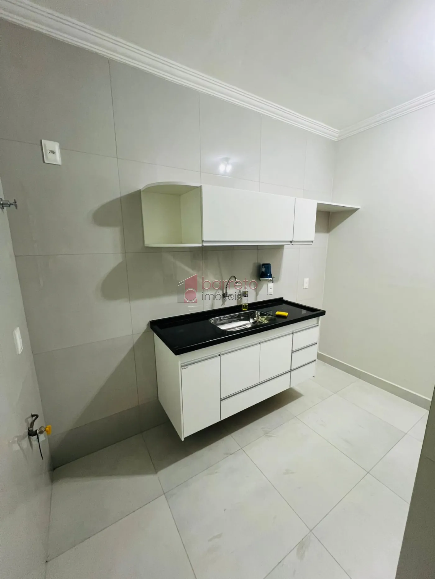 APARTAMENTO PARA LOCAÇÃO NO CONDOMÍNIO ED. ALICE GRINZATTI MARTINS – JUNDIAÍ/SP
