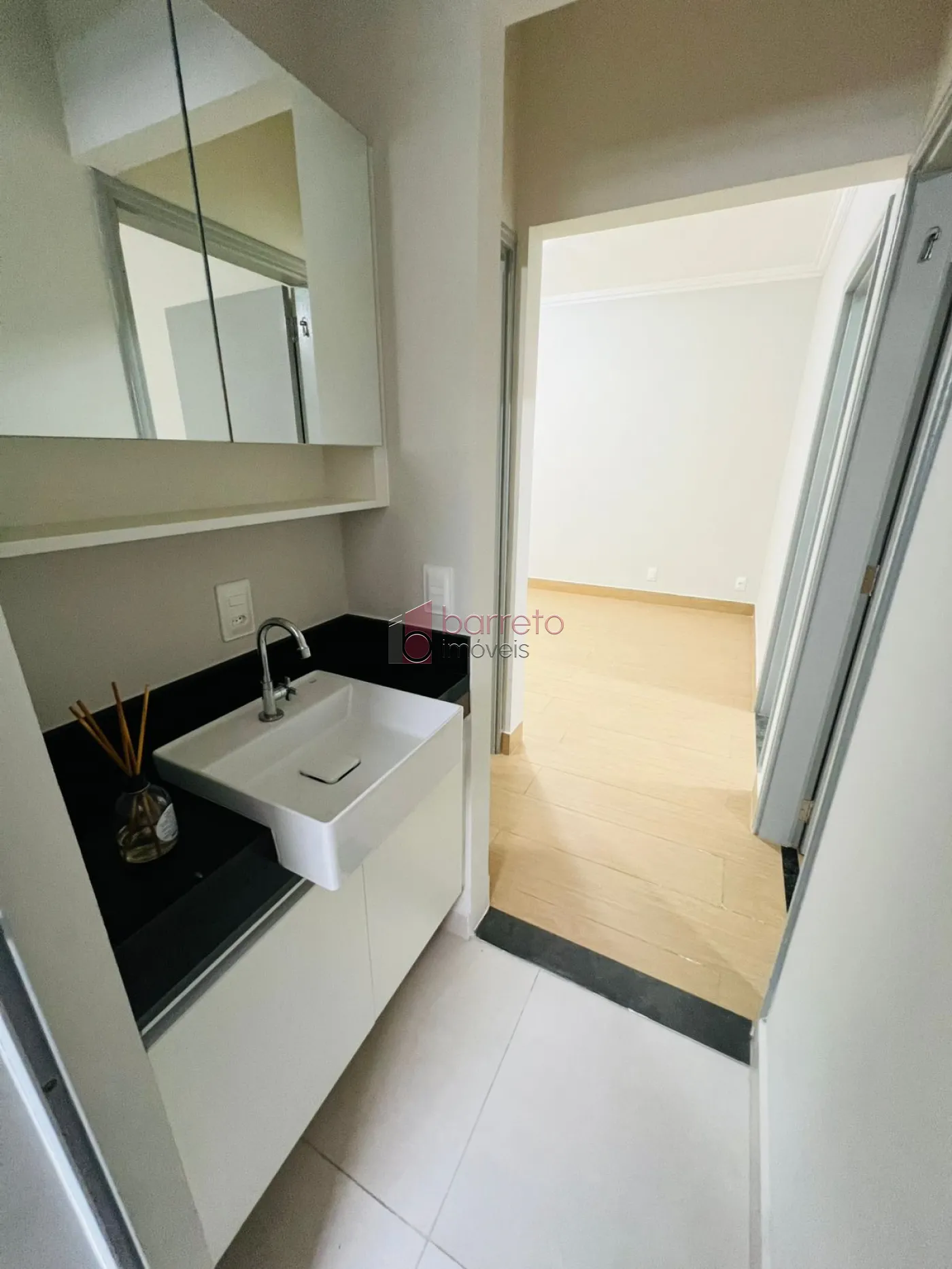 APARTAMENTO PARA LOCAÇÃO NO CONDOMÍNIO ED. ALICE GRINZATTI MARTINS – JUNDIAÍ/SP