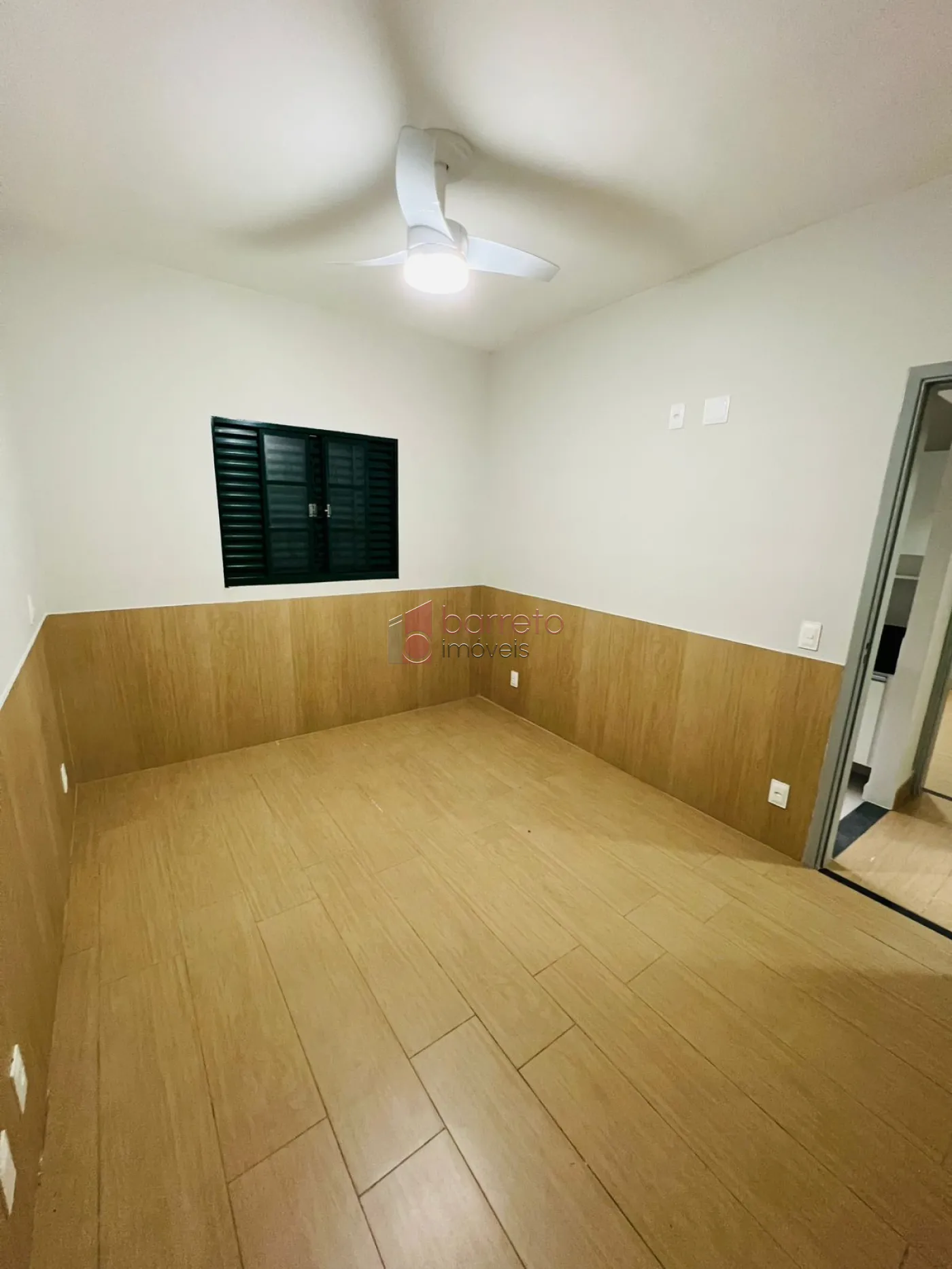 APARTAMENTO PARA LOCAÇÃO NO CONDOMÍNIO ED. ALICE GRINZATTI MARTINS – JUNDIAÍ/SP