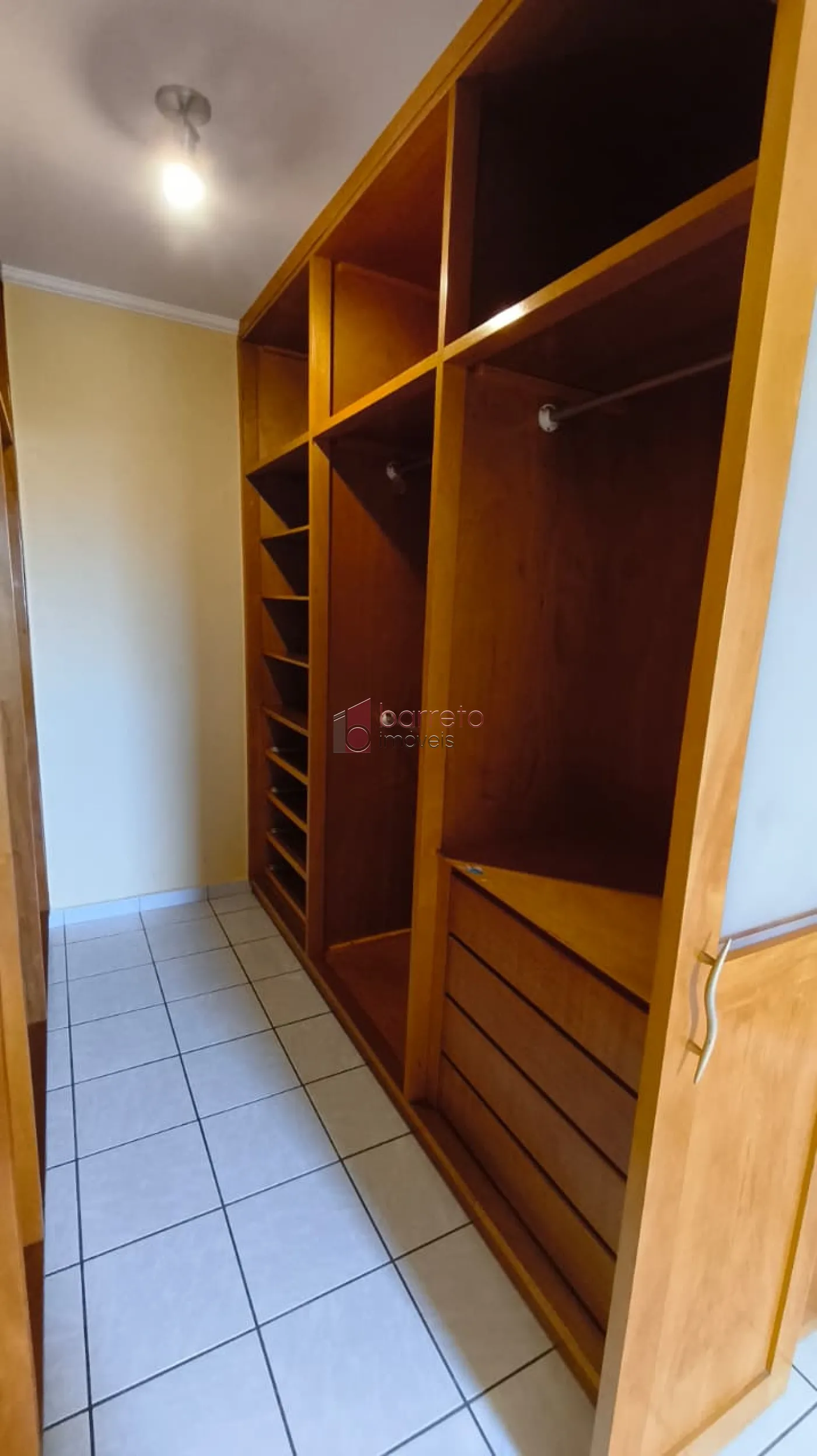 APARTAMENTO À VENDA NO CONDOMÍNIO CHÁCARA PRIMAVERA EM JUNDIAÍ/SP