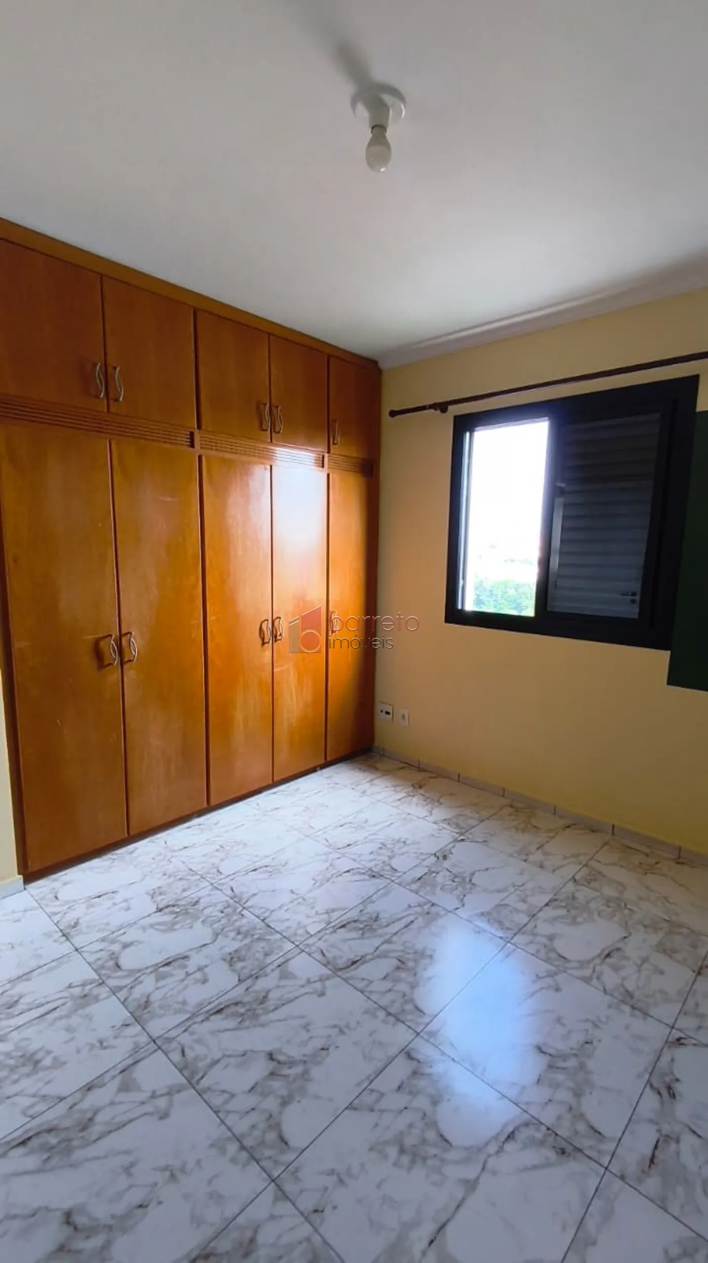 APARTAMENTO À VENDA NO CONDOMÍNIO CHÁCARA PRIMAVERA EM JUNDIAÍ/SP