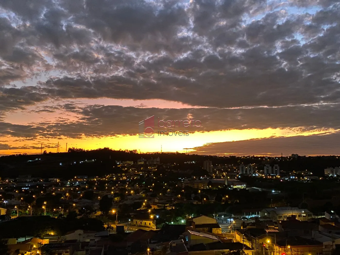APARTAMENTO À VENDA PORTEIRA FECHADA – EDIFÍCIO LIBERDADE – BAIRRO PONTE CAMPINAS – JUNDIAÍ/SP