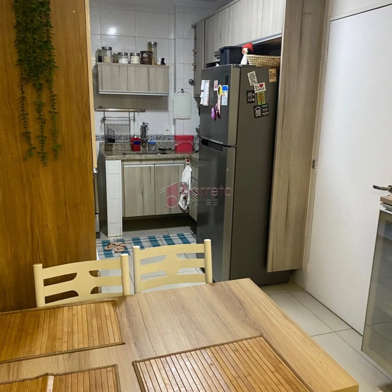APARTAMENTO COM 03 QUARTOS À VENDA NO EDIFÍCIO MARIA JOSÉ – VILA APARECIDA – JUNDIAÍ/SP