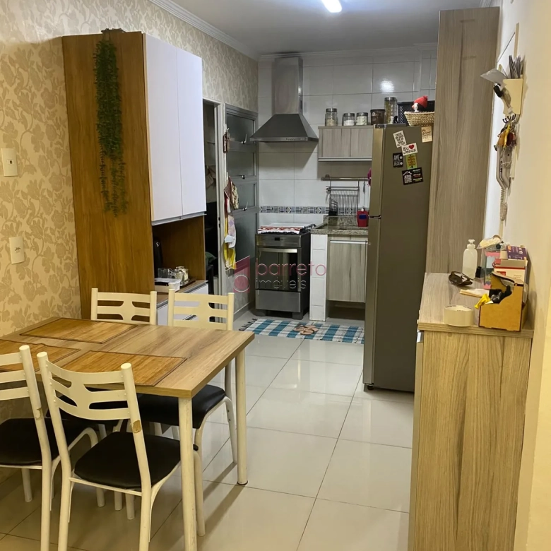 APARTAMENTO COM 03 QUARTOS À VENDA NO EDIFÍCIO MARIA JOSÉ – VILA APARECIDA – JUNDIAÍ/SP