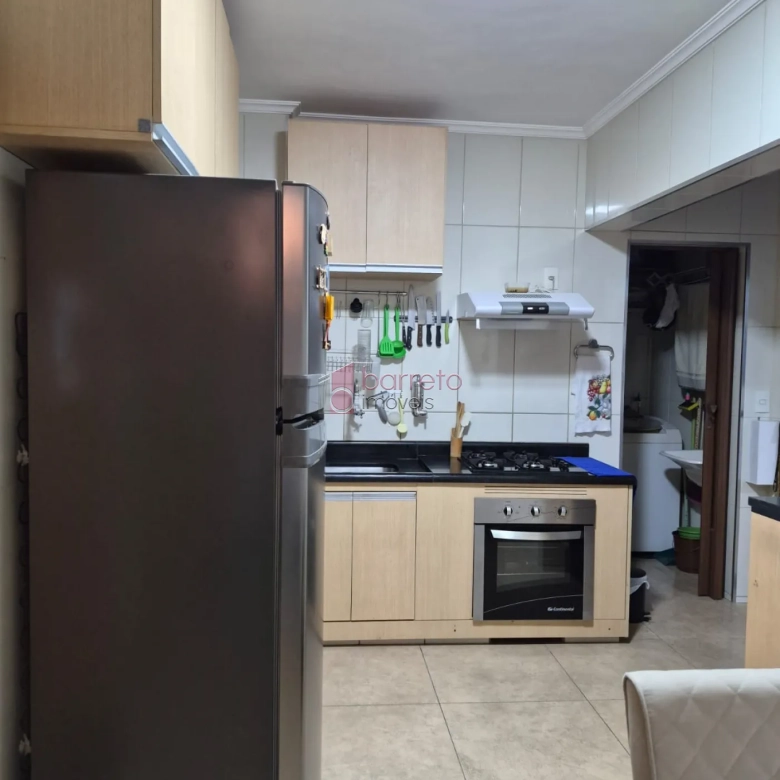 APARTAMENTO À VENDA NO EDIFÍCIO MARIA JOSÉ NO BAIRRO VILA APARECIDA EM JUNDIAÍ/SP
