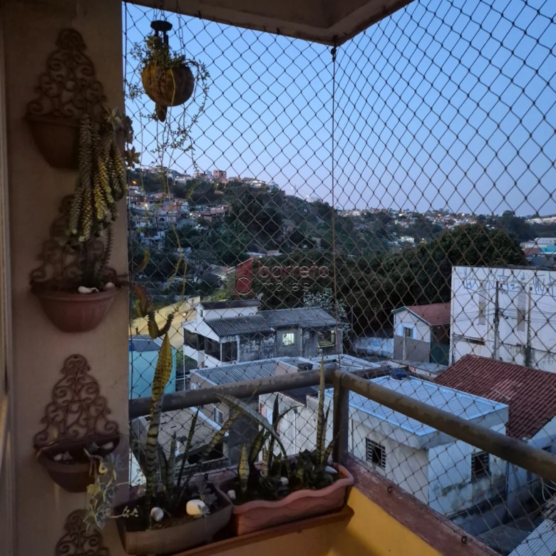 APARTAMENTO À VENDA NO EDIFÍCIO MARIA JOSÉ NO BAIRRO VILA APARECIDA EM JUNDIAÍ/SP