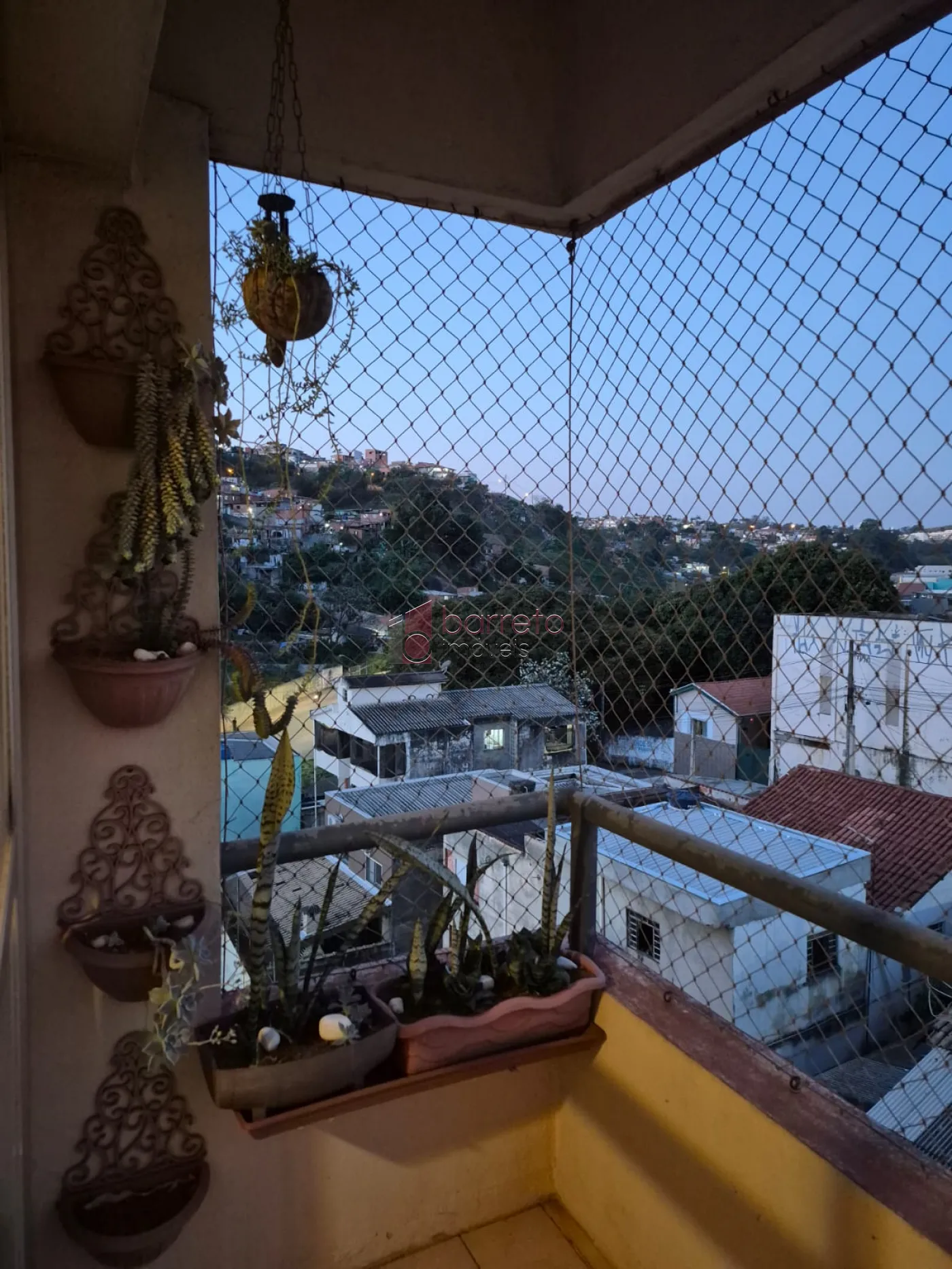 APARTAMENTO À VENDA NO EDIFÍCIO MARIA JOSÉ NO BAIRRO VILA APARECIDA EM JUNDIAÍ/SP