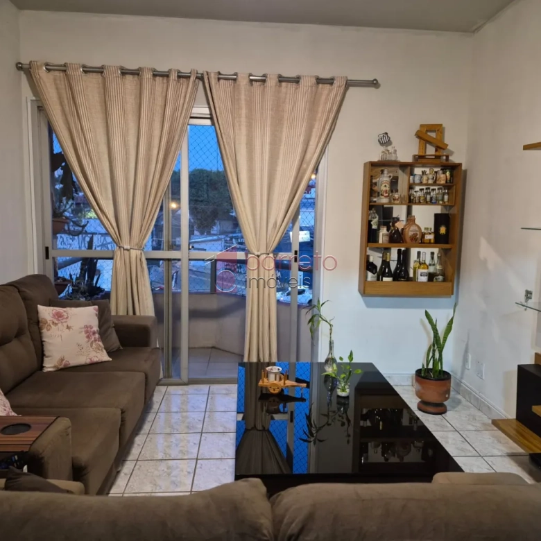 APARTAMENTO À VENDA NO EDIFÍCIO MARIA JOSÉ NO BAIRRO VILA APARECIDA EM JUNDIAÍ/SP