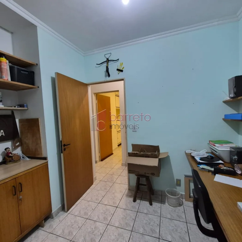 APARTAMENTO À VENDA NO EDIFÍCIO MARIA JOSÉ NO BAIRRO VILA APARECIDA EM JUNDIAÍ/SP