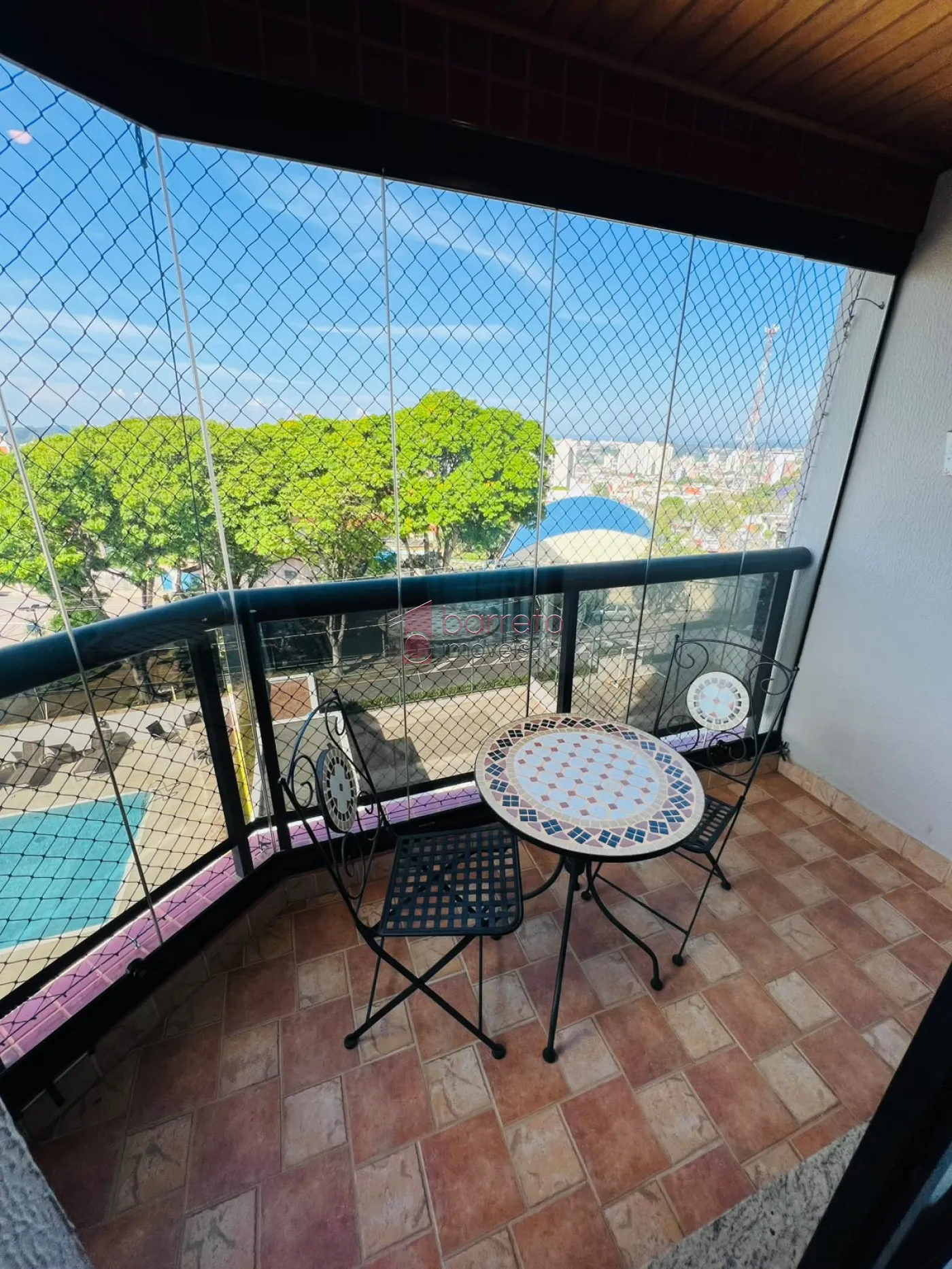 APARTAMENTO A VENDA NO CONDOMINIO VITORIA GARDEN CONTENDO :