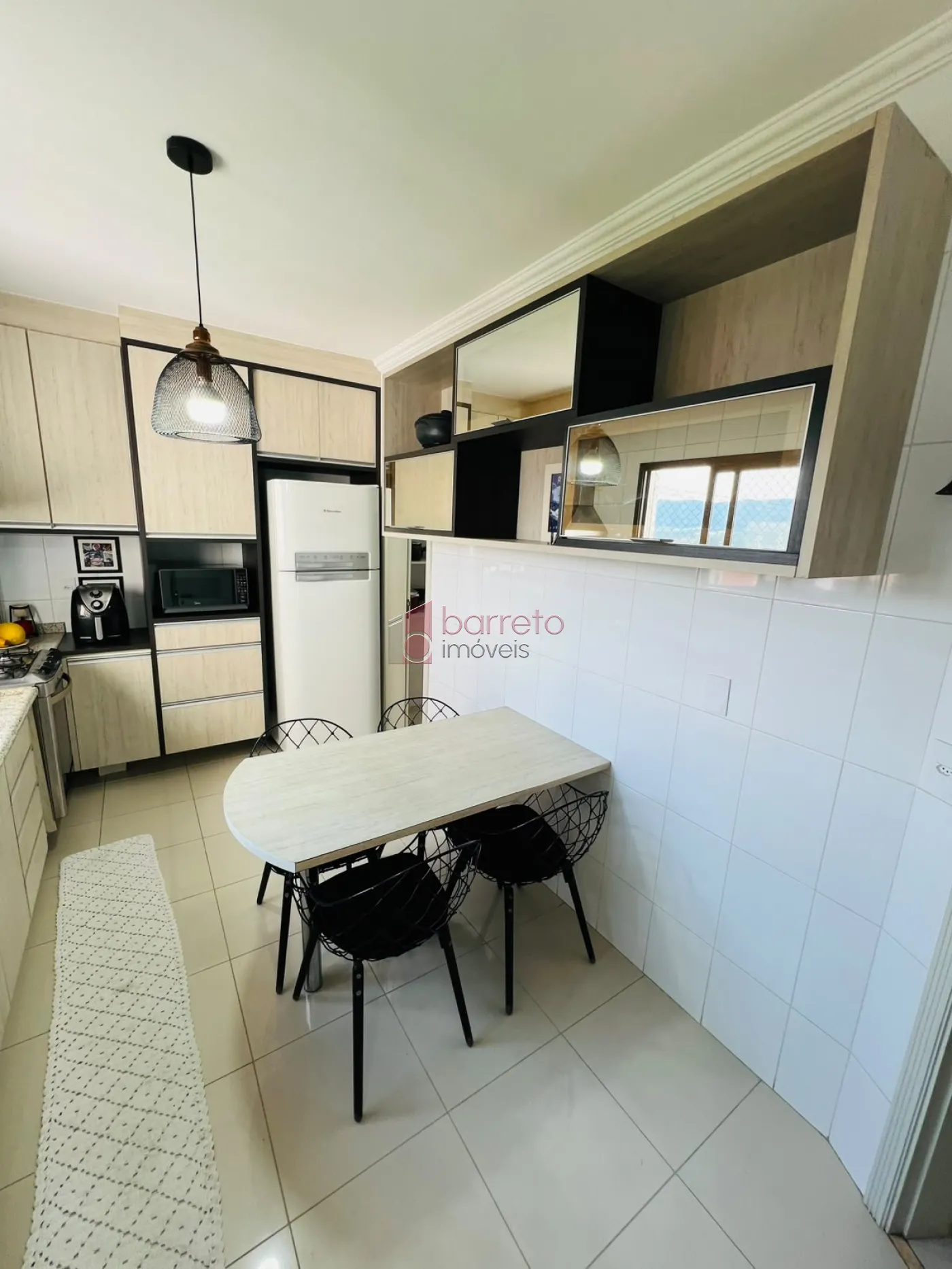 APARTAMENTO A VENDA NO CONDOMINIO VITORIA GARDEN CONTENDO :