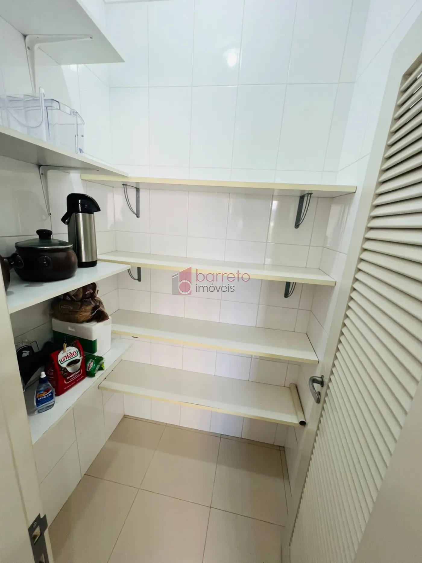 APARTAMENTO A VENDA NO CONDOMINIO VITORIA GARDEN CONTENDO :