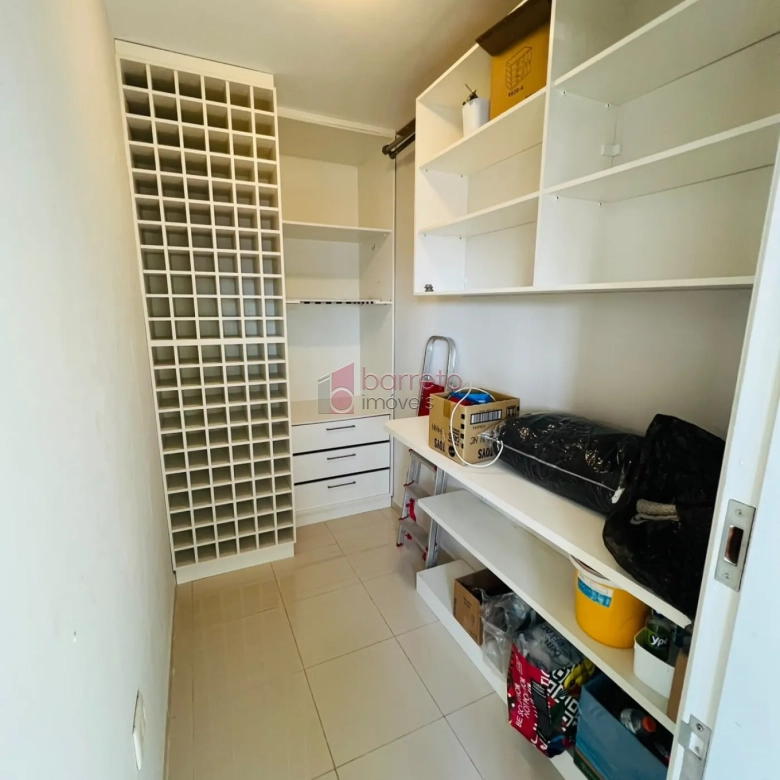 APARTAMENTO A VENDA NO CONDOMINIO VITORIA GARDEN CONTENDO :