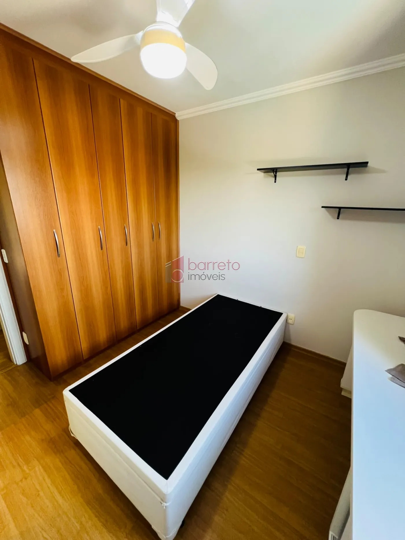 APARTAMENTO A VENDA NO CONDOMINIO VITORIA GARDEN CONTENDO :