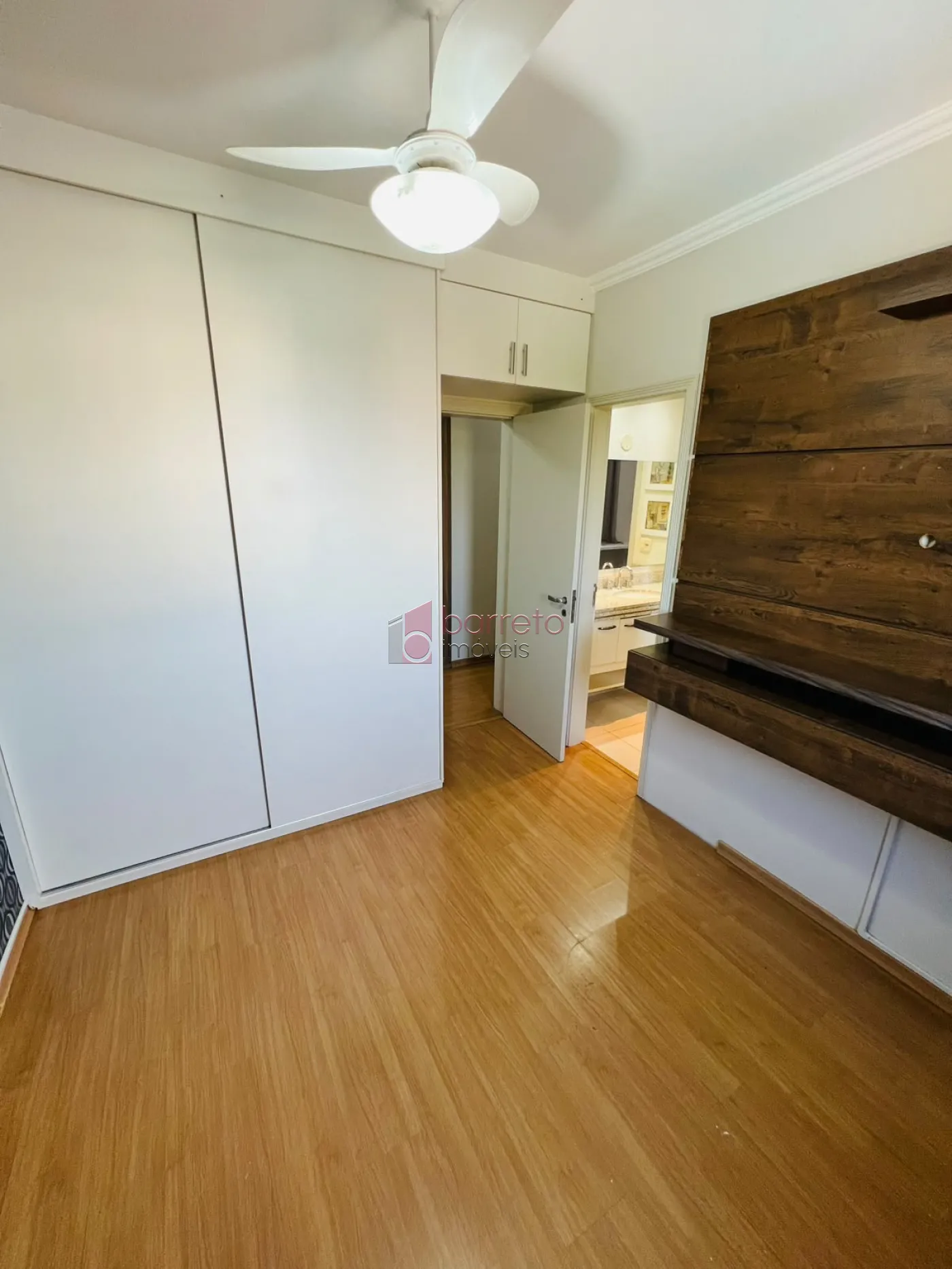 APARTAMENTO A VENDA NO CONDOMINIO VITORIA GARDEN CONTENDO :