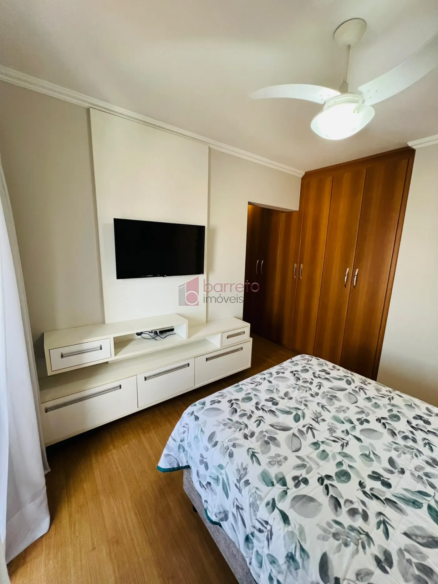 APARTAMENTO A VENDA NO CONDOMINIO VITORIA GARDEN CONTENDO :