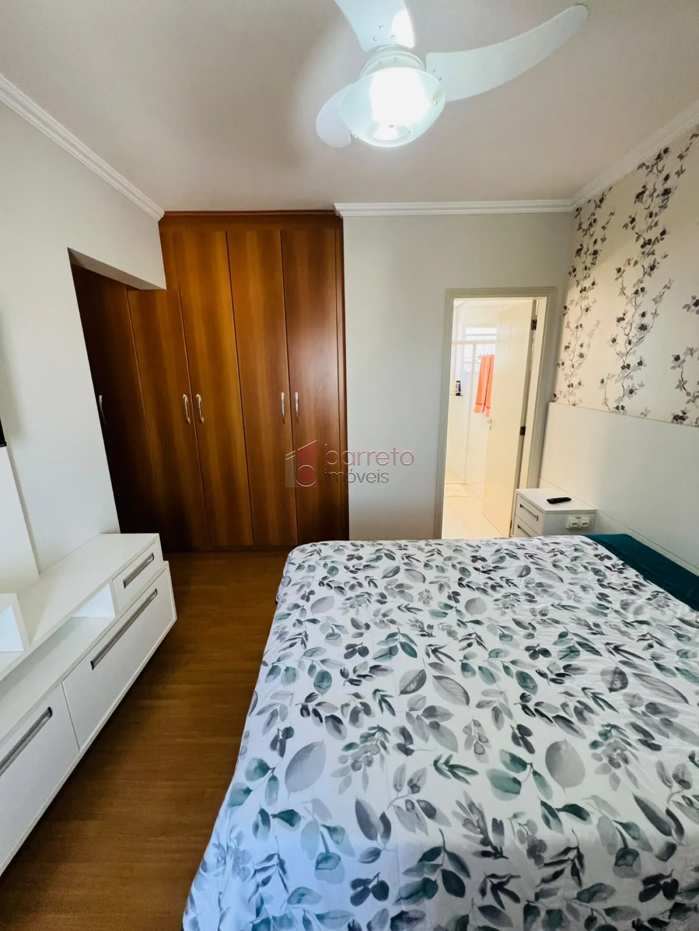 APARTAMENTO A VENDA NO CONDOMINIO VITORIA GARDEN CONTENDO :