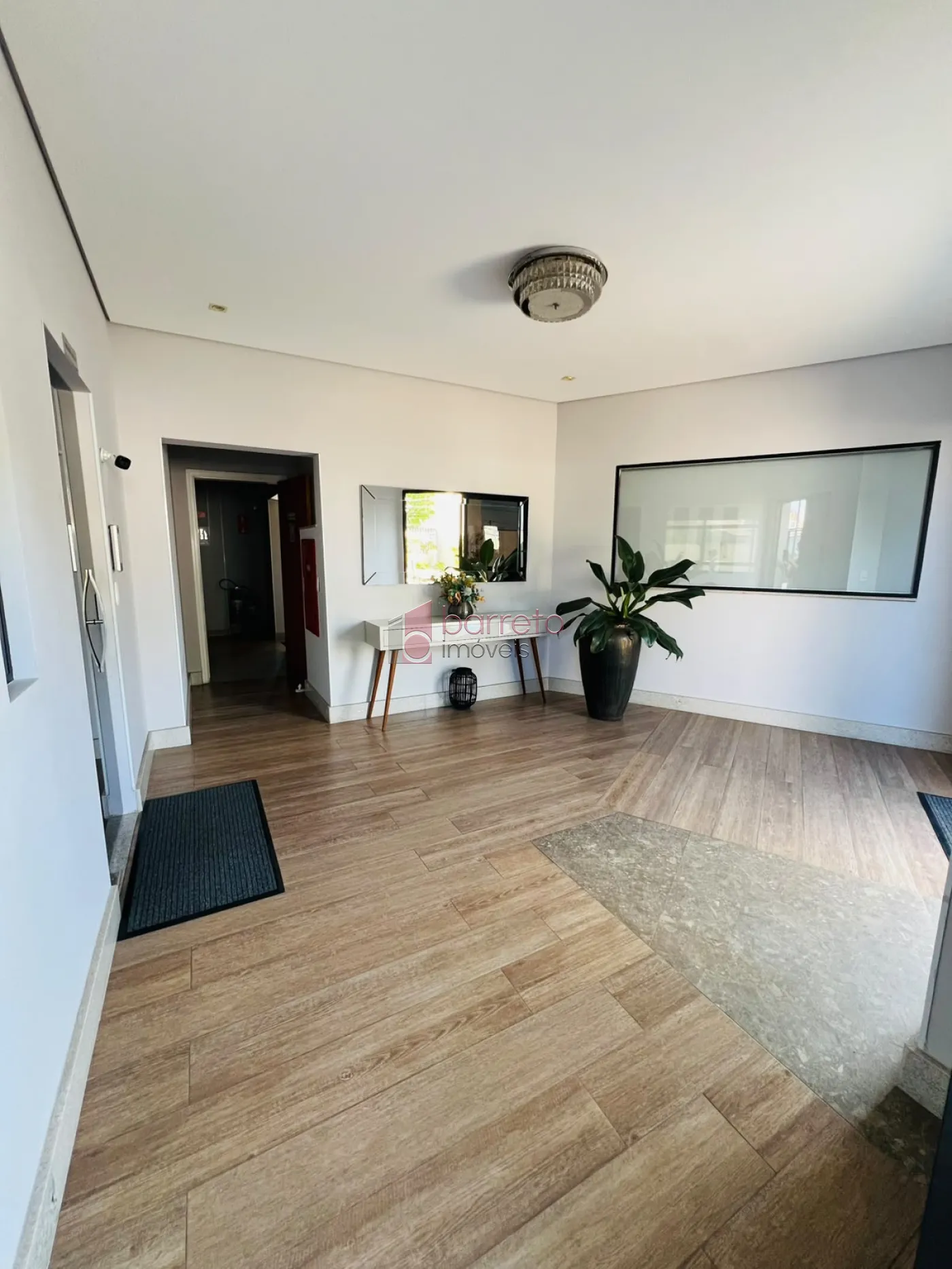 APARTAMENTO A VENDA NO CONDOMINIO VITORIA GARDEN CONTENDO :