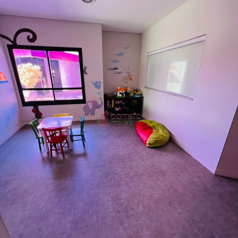 APARTAMENTO A VENDA NO CONDOMINIO VITORIA GARDEN CONTENDO :