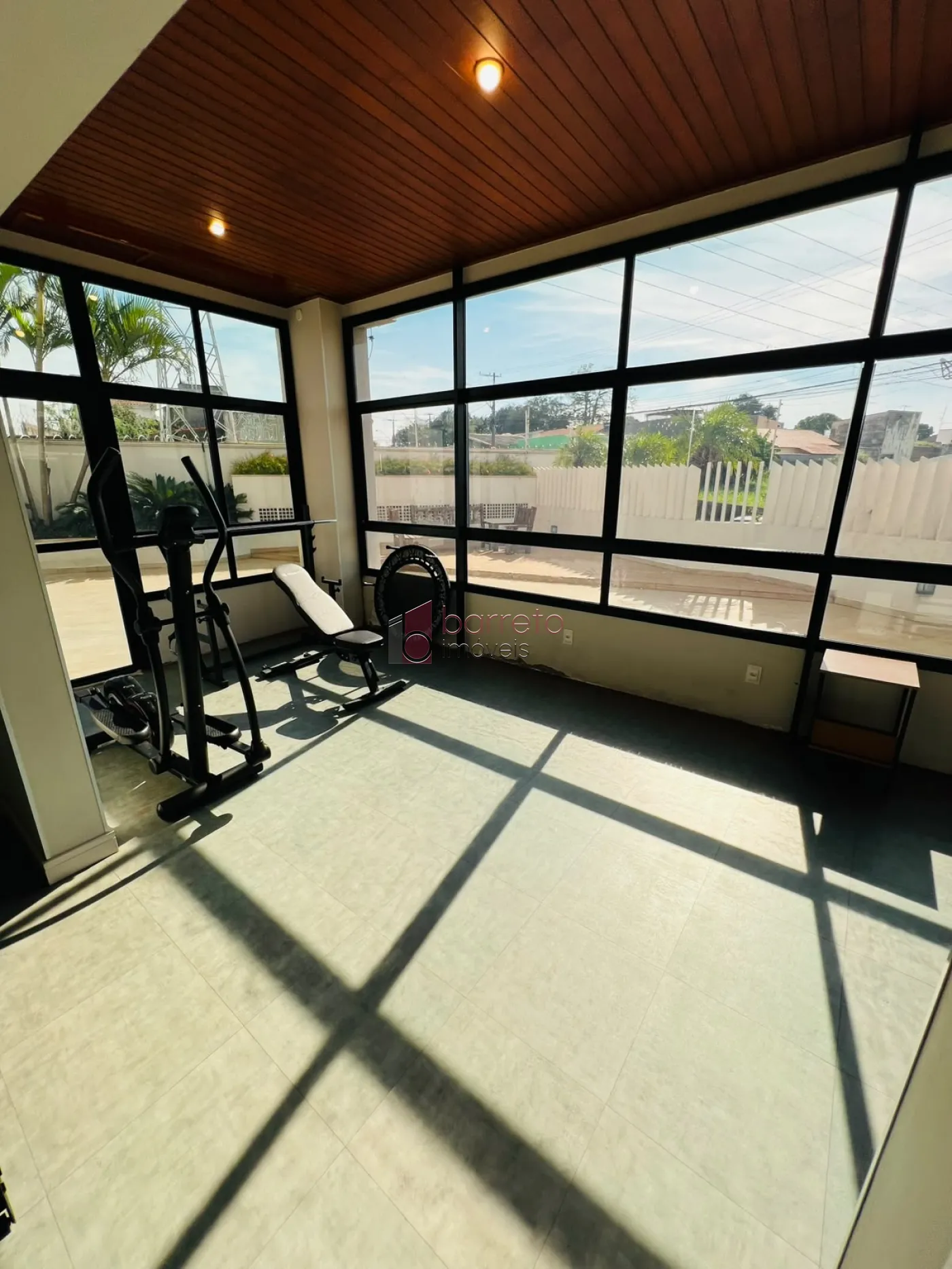 APARTAMENTO A VENDA NO CONDOMINIO VITORIA GARDEN CONTENDO :