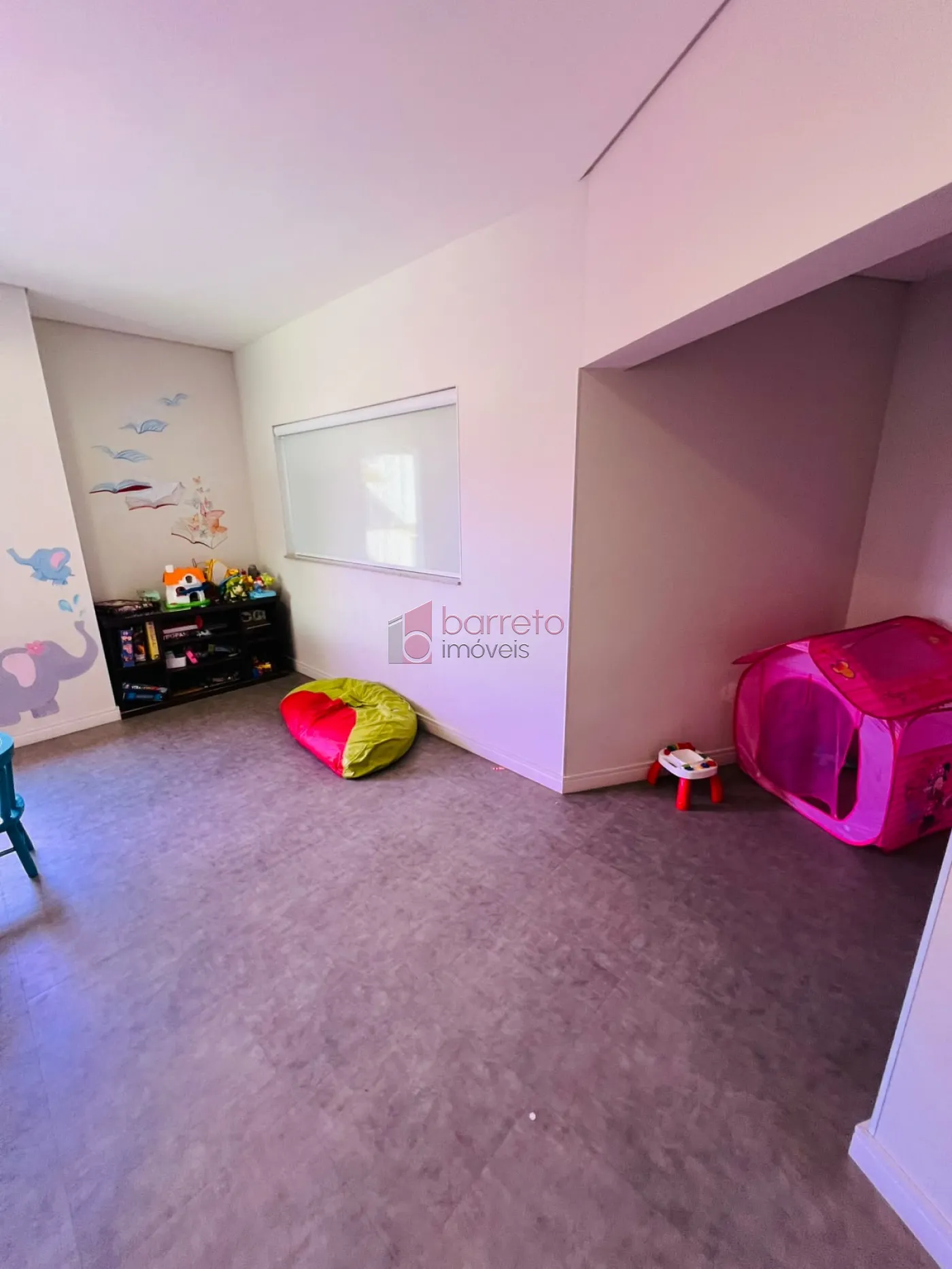 APARTAMENTO A VENDA NO CONDOMINIO VITORIA GARDEN CONTENDO :
