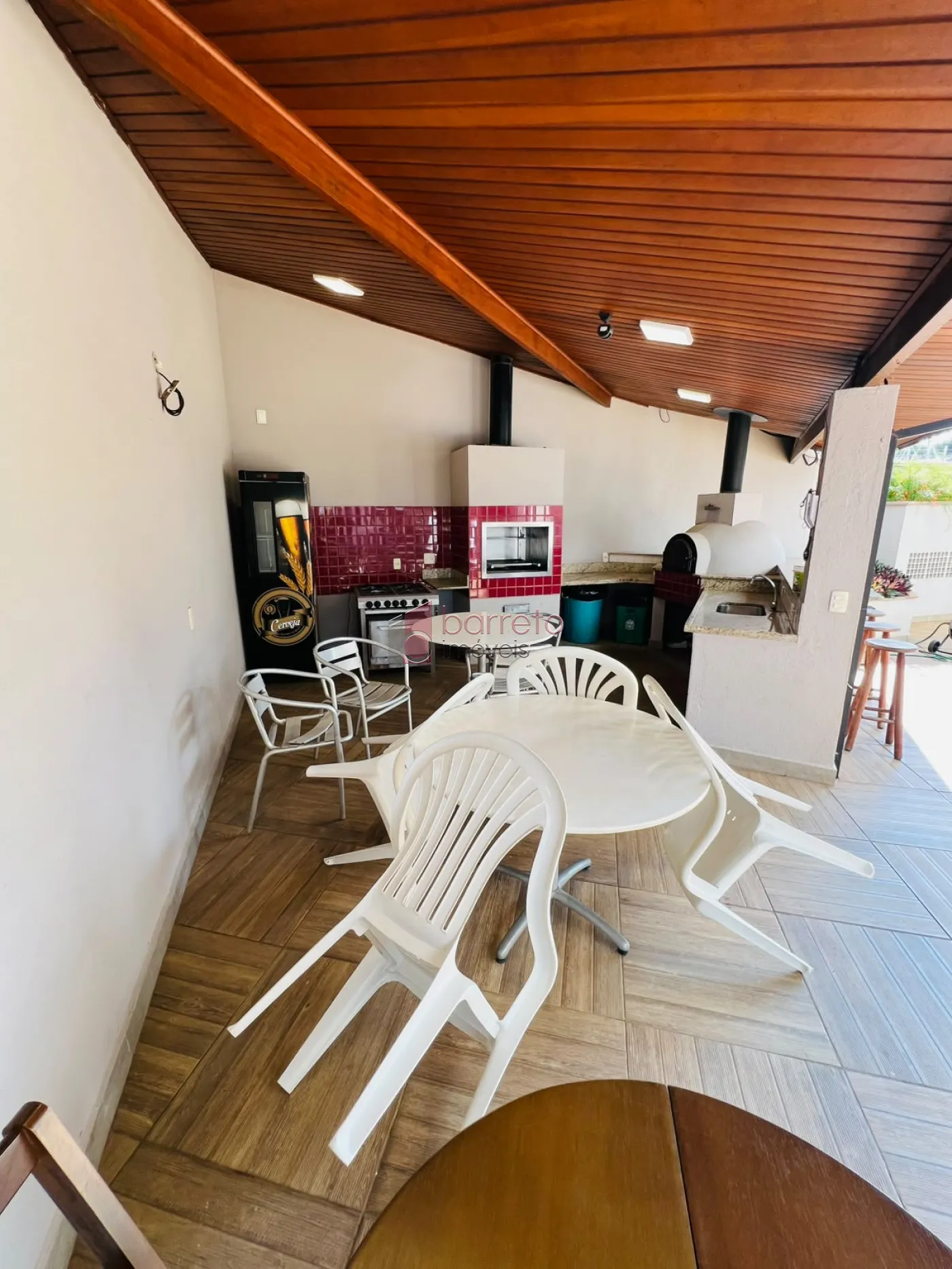 APARTAMENTO A VENDA NO CONDOMINIO VITORIA GARDEN CONTENDO :