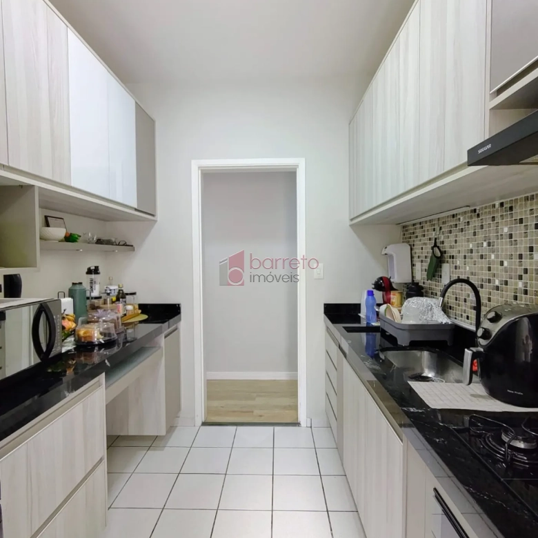 APARTAMENTO À VENDA NO CONDOMÍNIO ILHA DAS FLORES I – BAIRRO VILA JOANA – JUNDIAÍ/SP