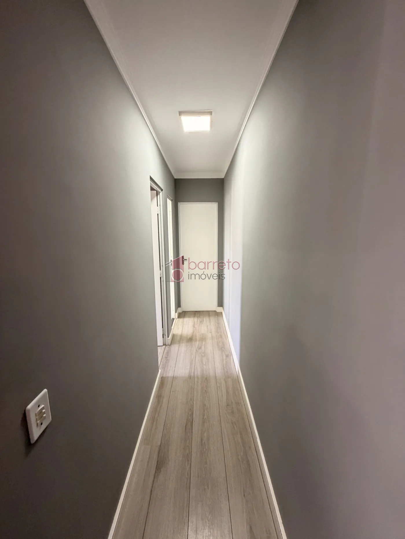 APARTAMENTO MOBILIADO PARA LOCAÇÃO NO CONDOMÍNIO TRENTINO – JUNDIAÍ/SP