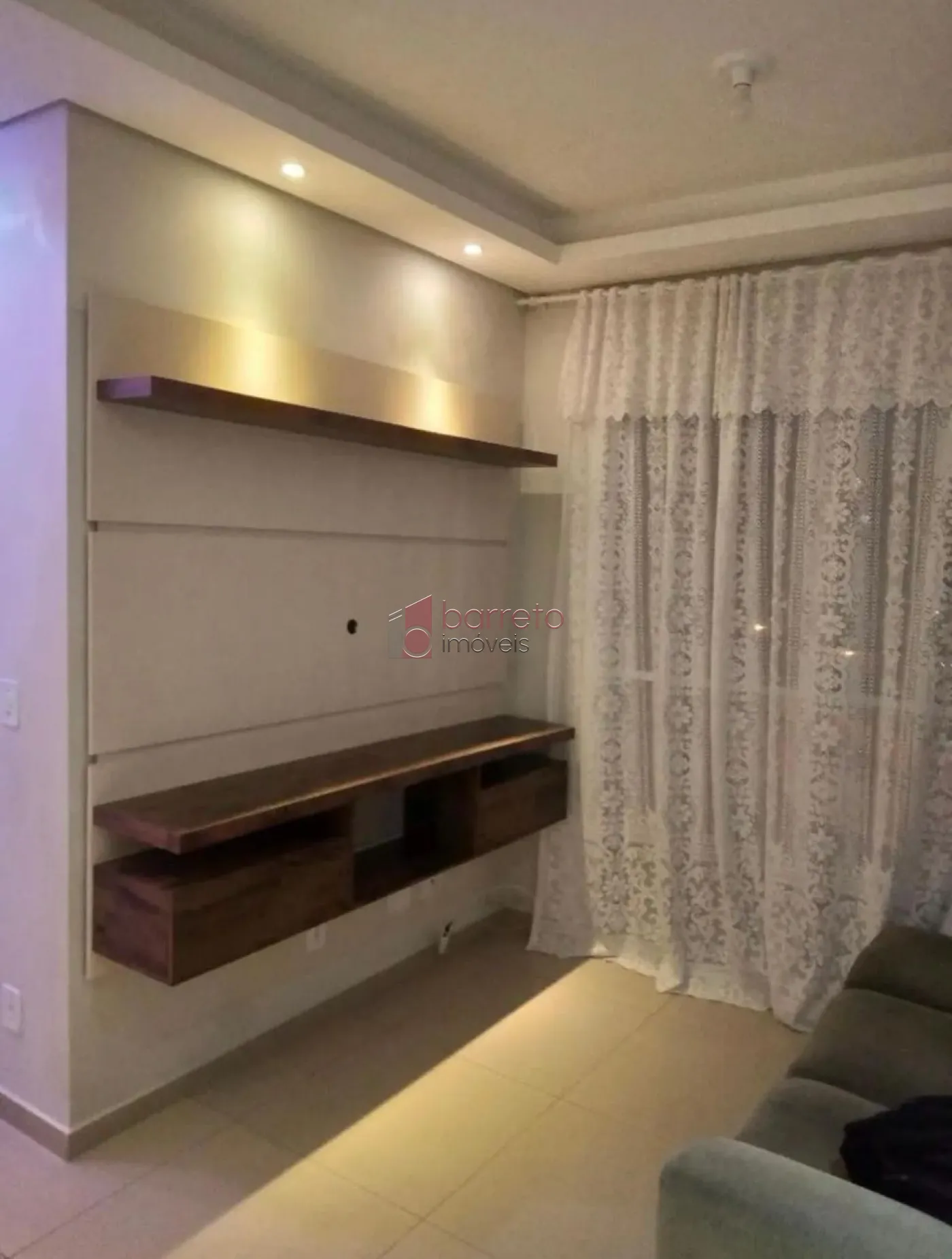 APARTAMENTO SEMI MOBILIADO PARA LOCAÇÃO NO CONDOMÍNIO TRENTINO – JUNDIAÍ/SP