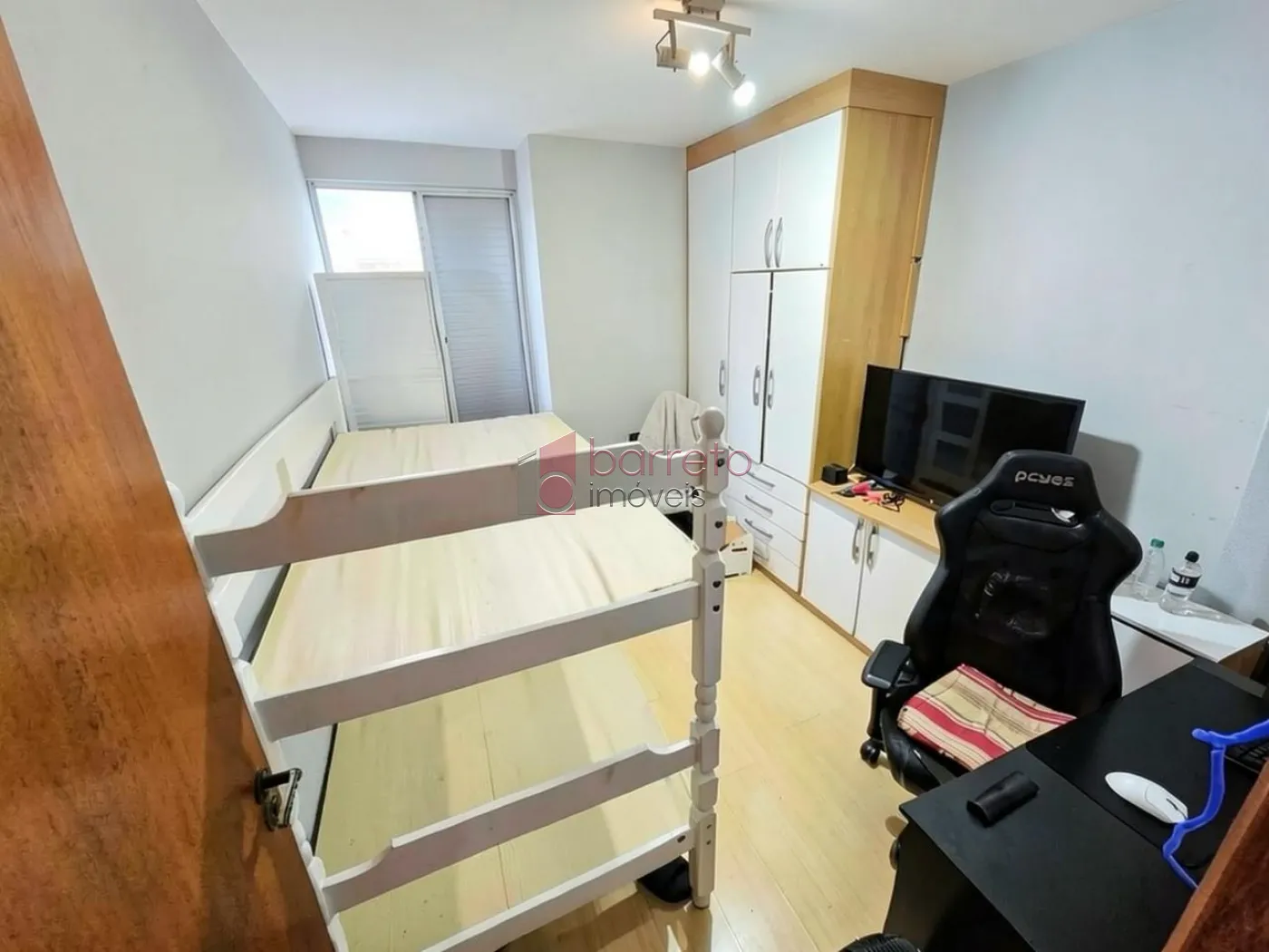 APARTAMENTO À VENDA NO CONDOMÍNIO DOS PÁSSAROS NO RESIDENCIAL ANCHIETA EM JUNDIAÍ/SP