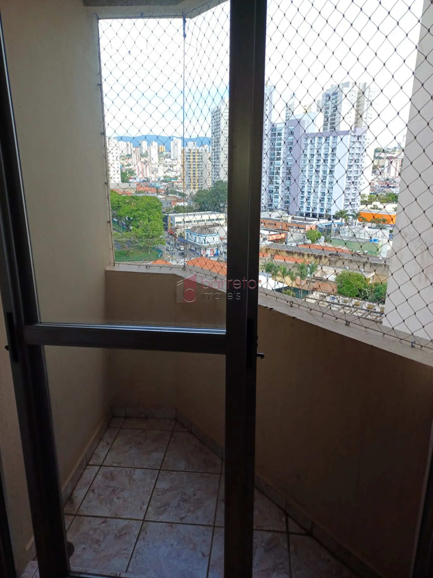 APARTAMENTO À VENDA NO CONDOMÍNIO EDIFÍCIO VILA ARENS EM JUNDIAÍ/SP