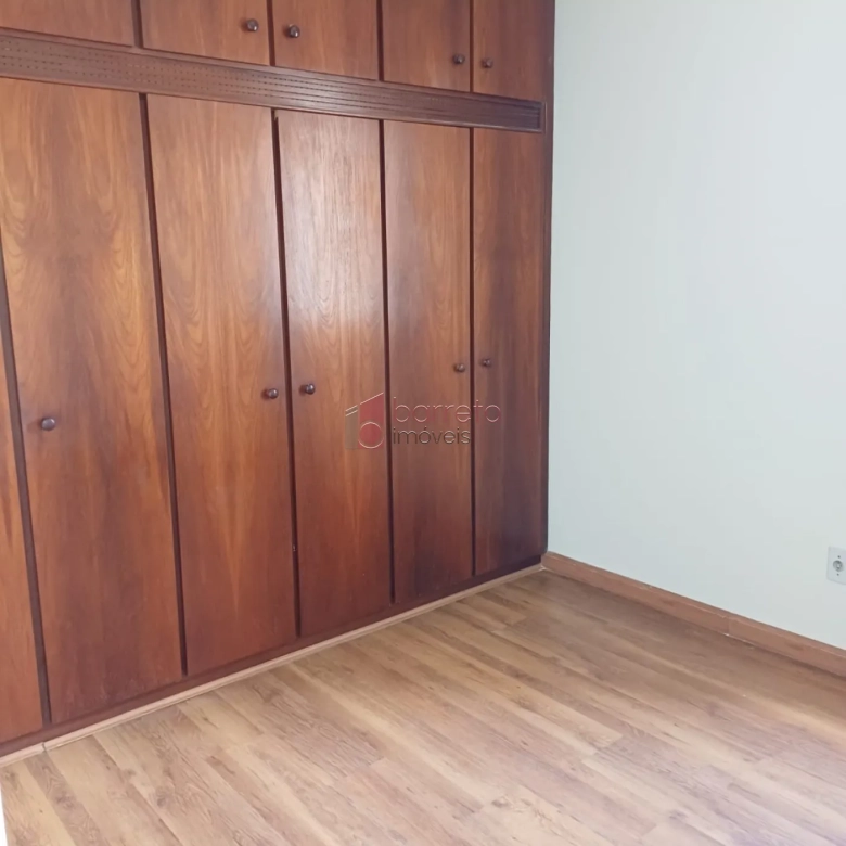 APARTAMENTO À VENDA NO CONDOMÍNIO EDIFÍCIO VILA ARENS EM JUNDIAÍ/SP