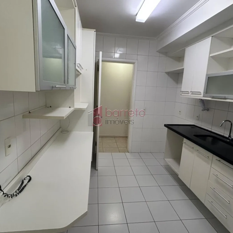 APARTAMENTO À VENDA NO EDIFÍCIO VILA BELA EM JUNDIAÍ/SP