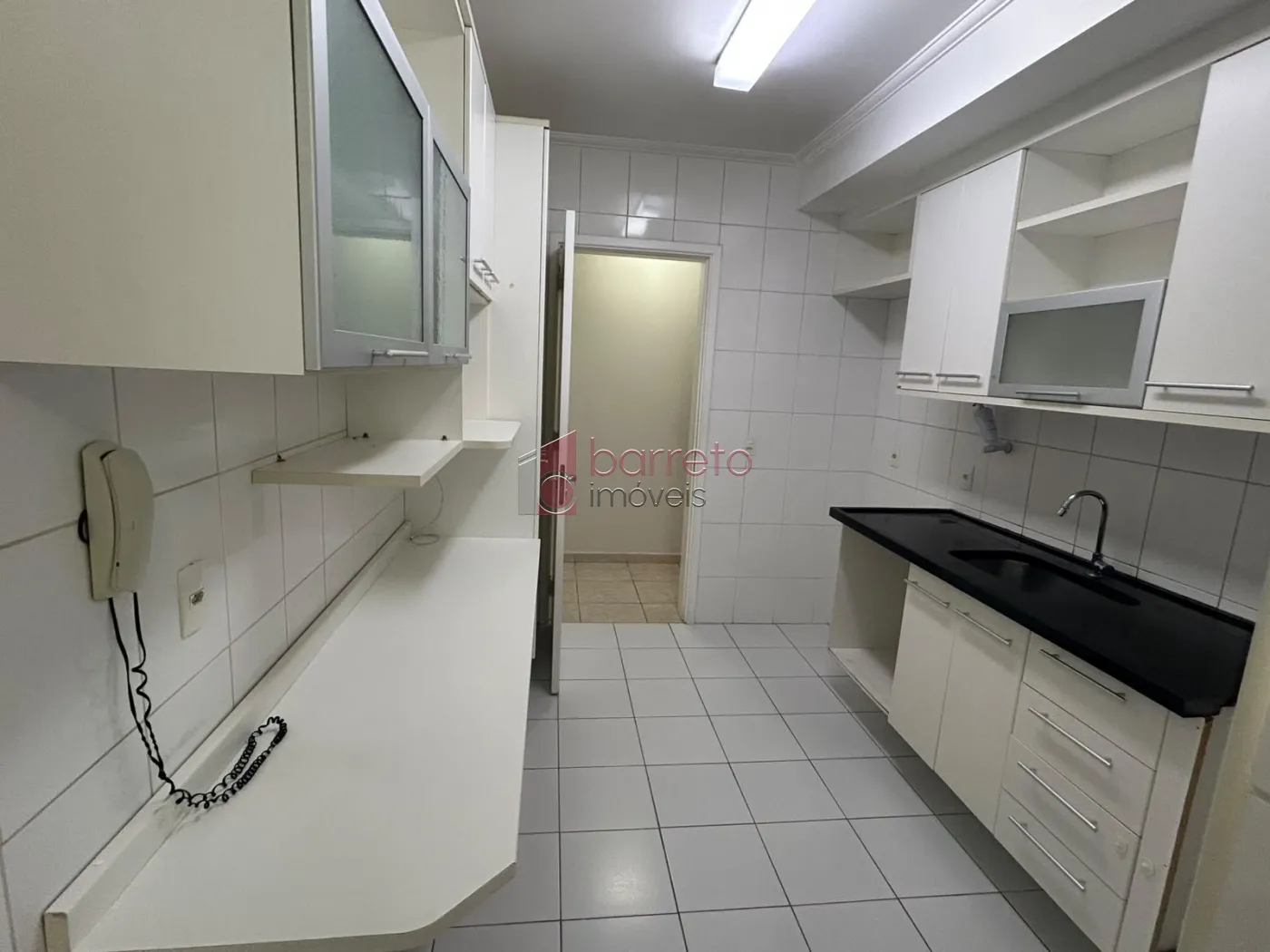 APARTAMENTO À VENDA NO EDIFÍCIO VILA BELA EM JUNDIAÍ/SP