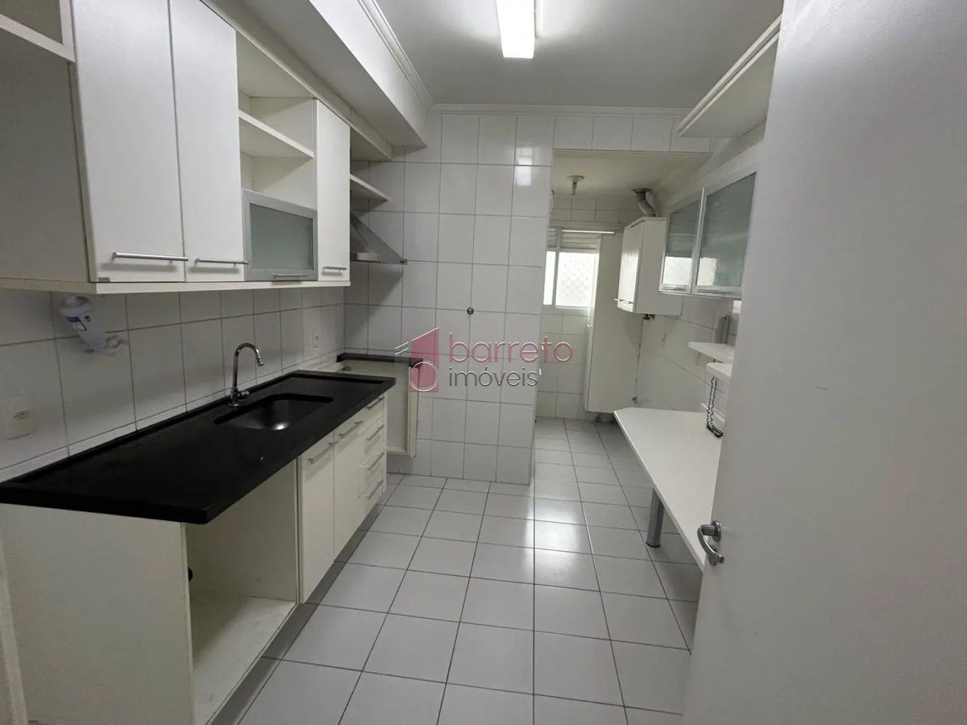 APARTAMENTO À VENDA NO EDIFÍCIO VILA BELA EM JUNDIAÍ/SP
