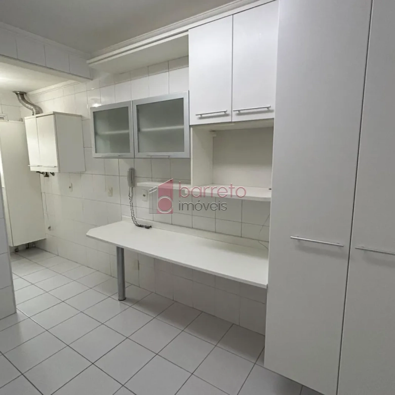 APARTAMENTO À VENDA NO EDIFÍCIO VILA BELA EM JUNDIAÍ/SP