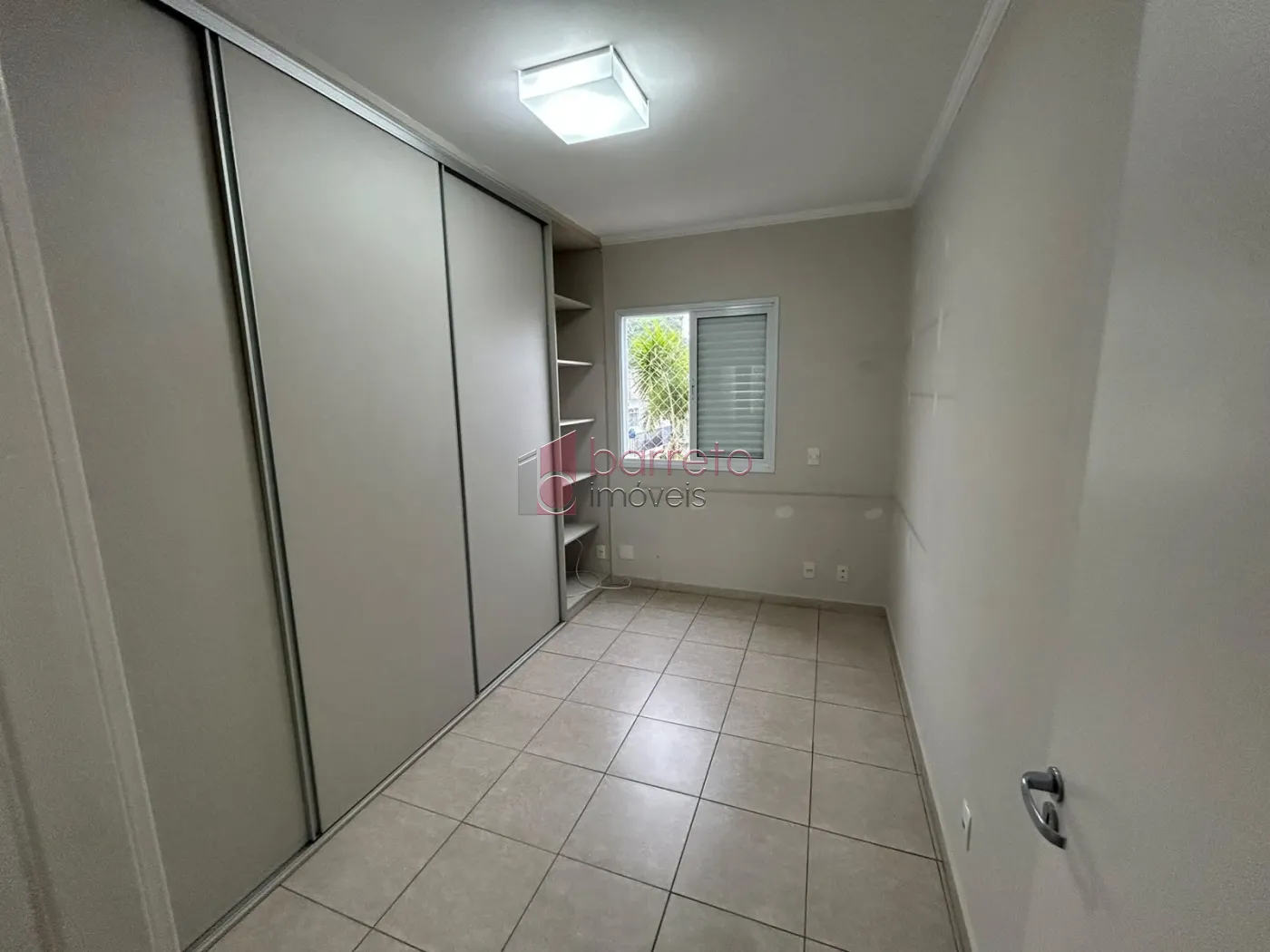APARTAMENTO À VENDA NO EDIFÍCIO VILA BELA EM JUNDIAÍ/SP