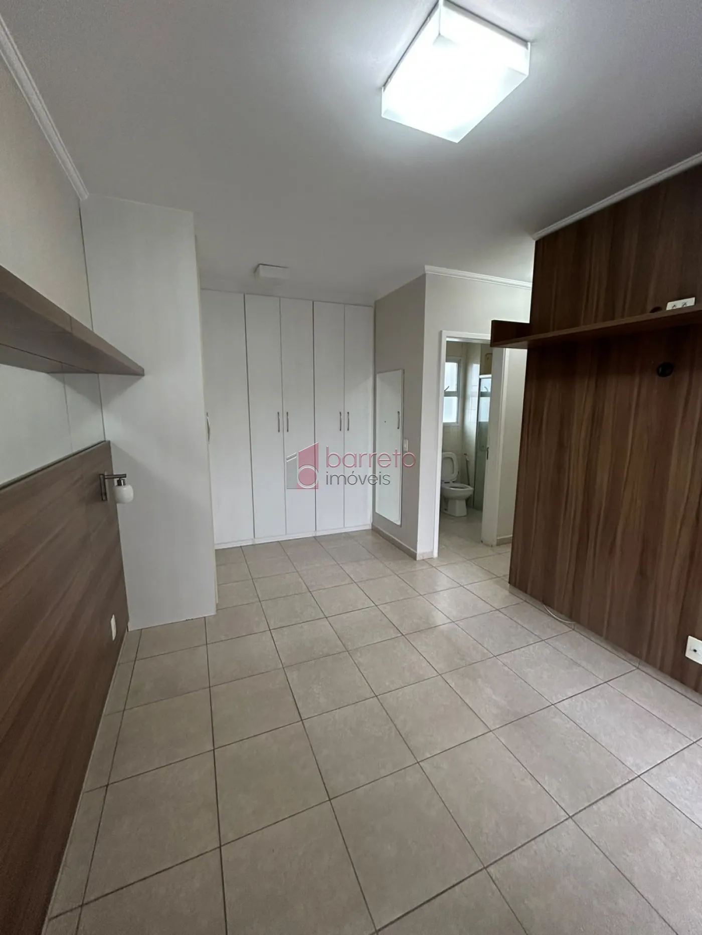 APARTAMENTO À VENDA NO EDIFÍCIO VILA BELA EM JUNDIAÍ/SP