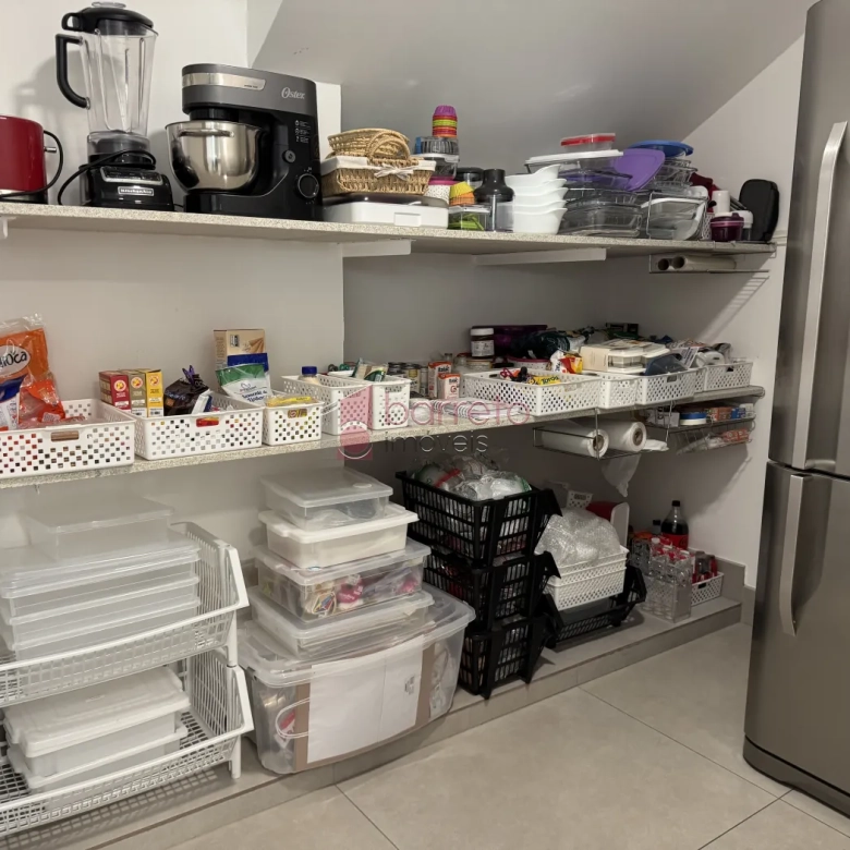 CASA COM 04 SUÍTES À VENDA NO CONDOMÍNIO RESERVA DA SERRA – JUNDIAÍ/SP