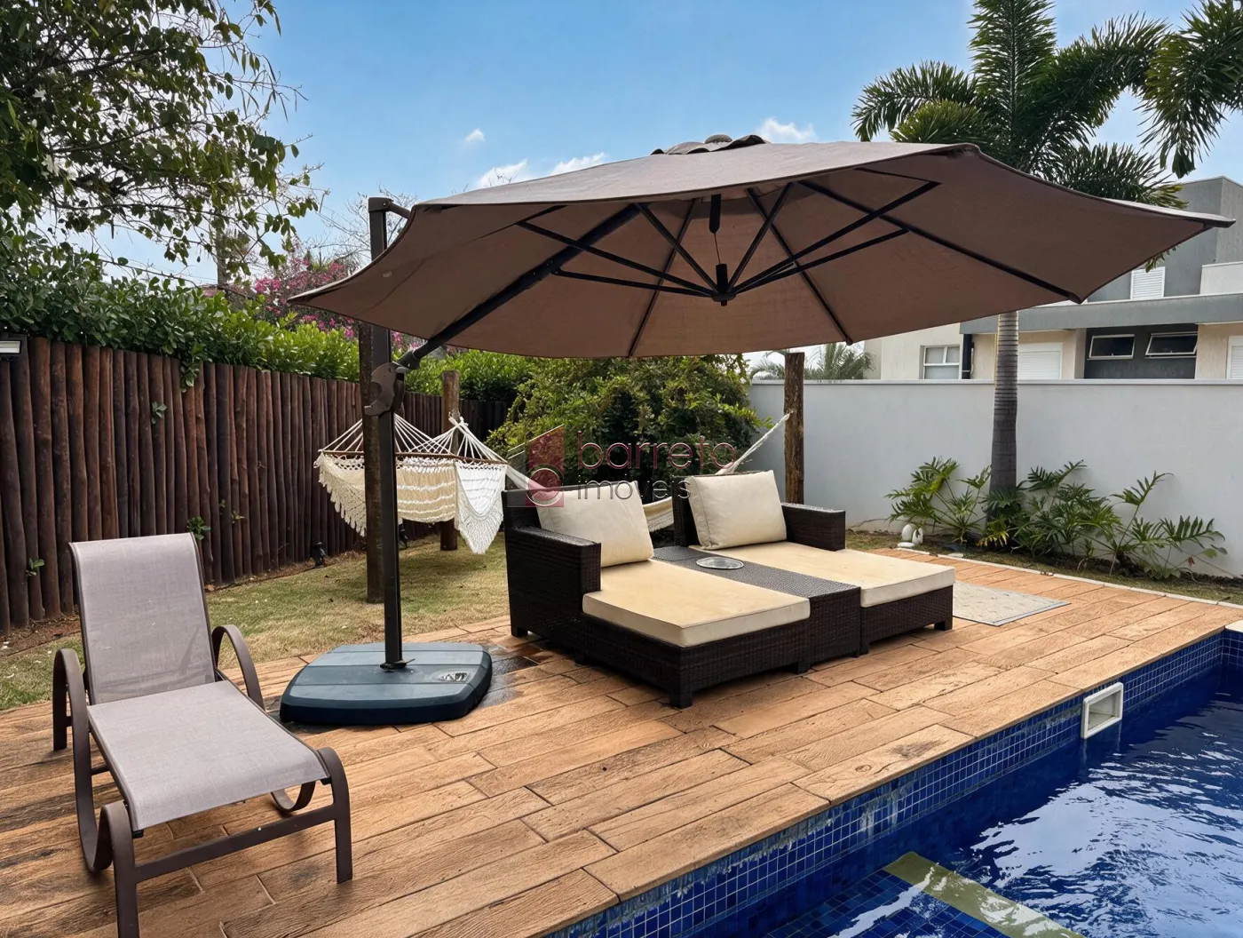 CASA COM 04 SUÍTES À VENDA NO CONDOMÍNIO RESERVA DA SERRA – JUNDIAÍ/SP