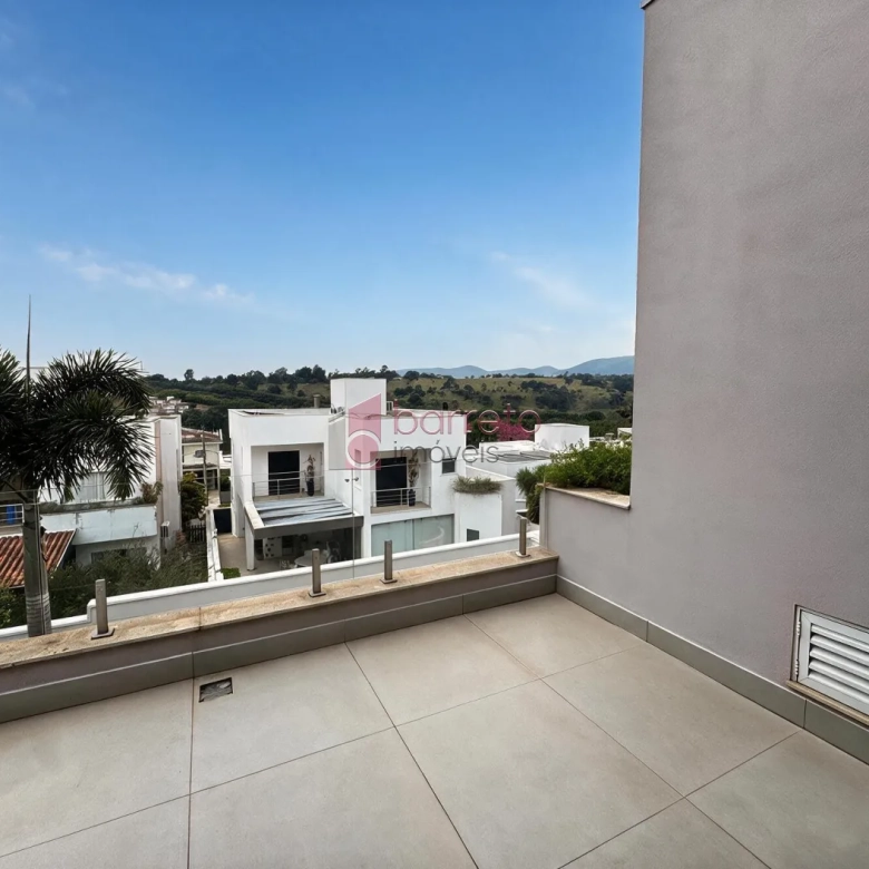 CASA COM 04 SUÍTES À VENDA NO CONDOMÍNIO RESERVA DA SERRA – JUNDIAÍ/SP