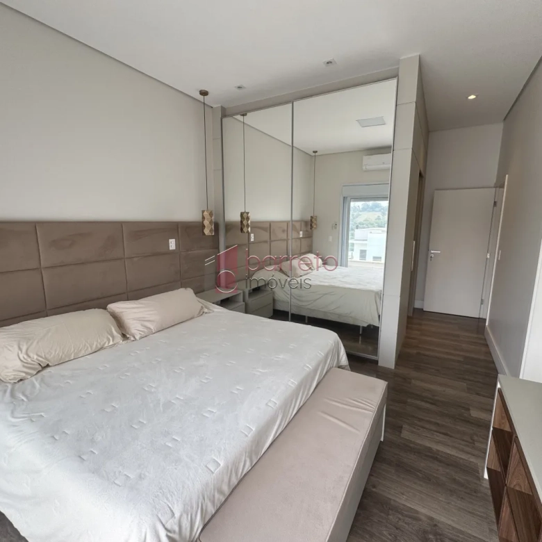 CASA COM 04 SUÍTES À VENDA NO CONDOMÍNIO RESERVA DA SERRA – JUNDIAÍ/SP