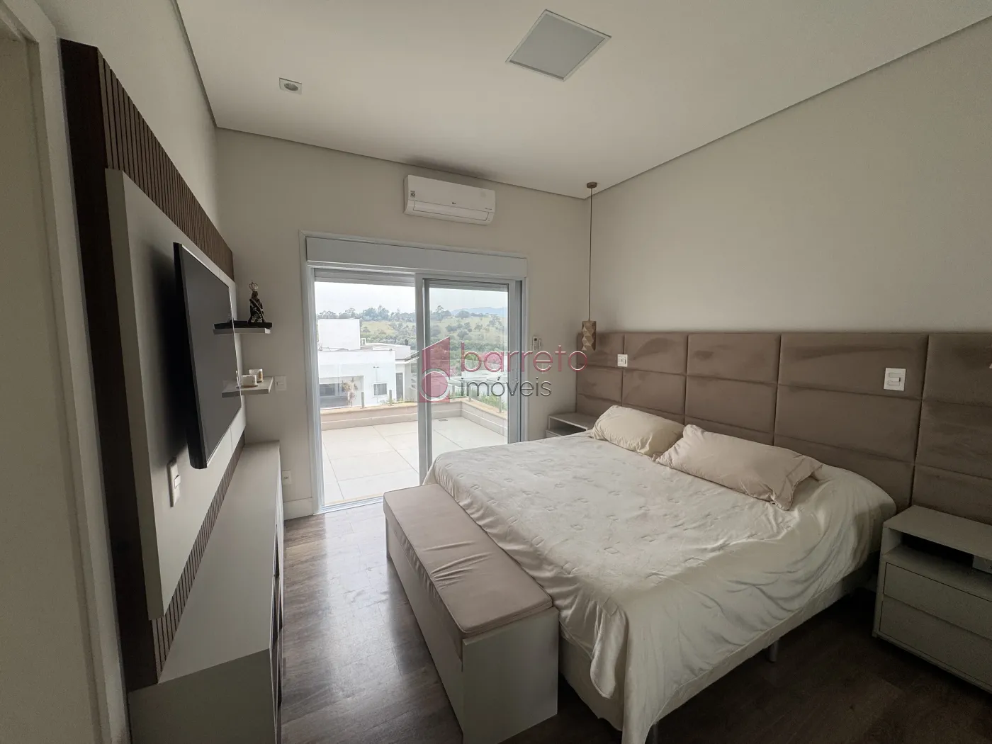 CASA COM 04 SUÍTES À VENDA NO CONDOMÍNIO RESERVA DA SERRA – JUNDIAÍ/SP