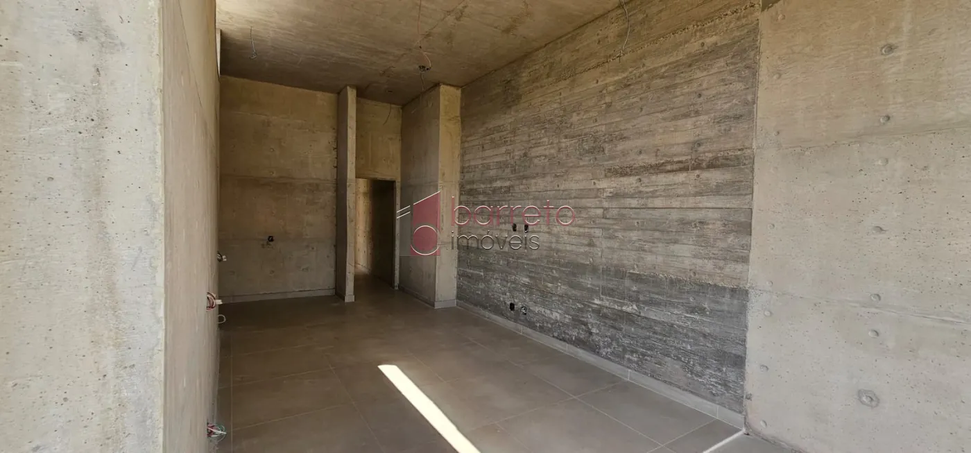 CASA TÉRREA DE ALTO PADRÃO COM 03 QUARTOS À VENDA NO CONDOMÍNIO TERRAS DO CAXAMBU – JUNDIAÍ/SP