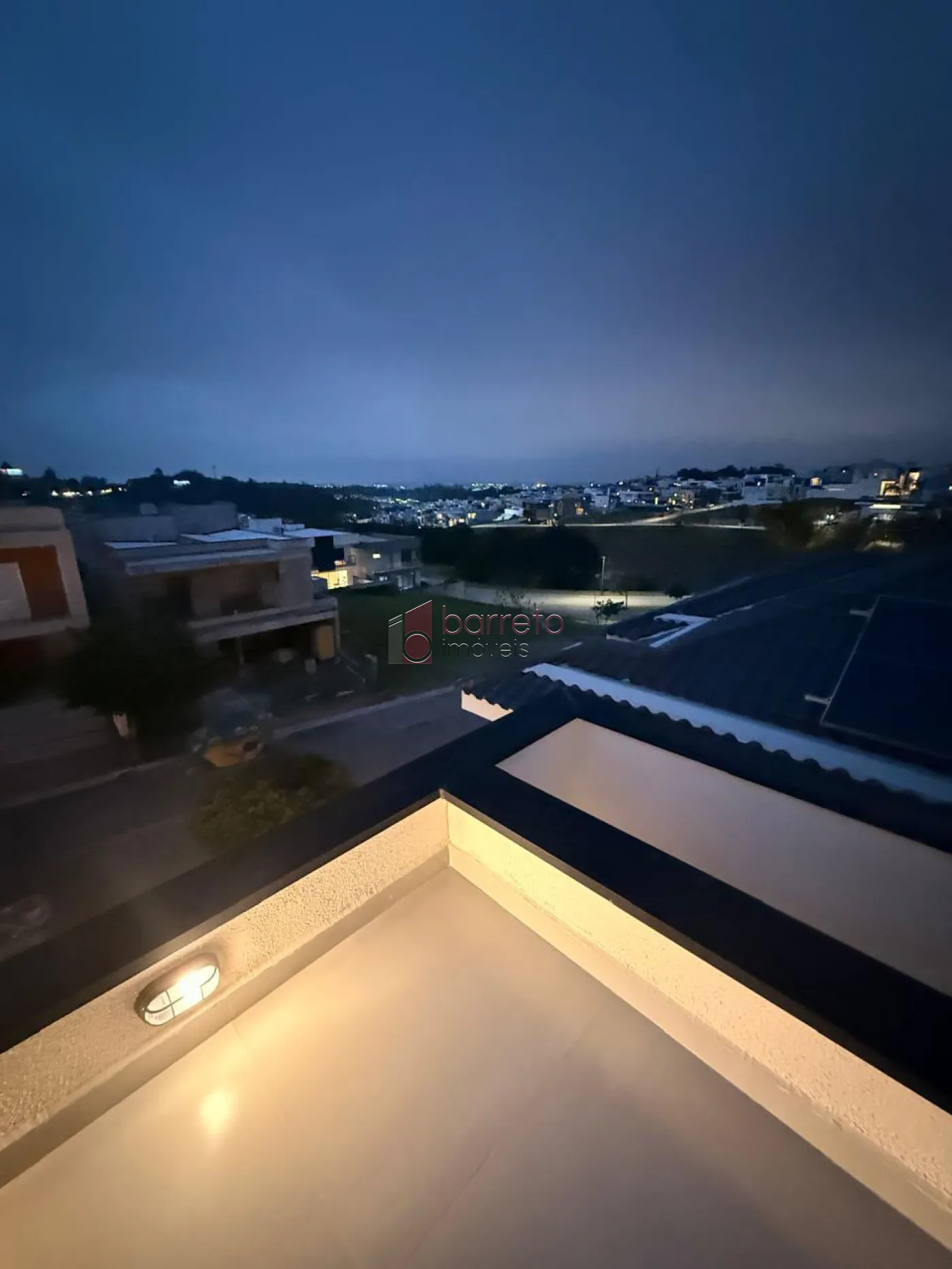 SOBRADO PARA LOCAÇAO NO CONDOMÍNIO BRISAS DO LAGO – JUNDIAÍ/SP