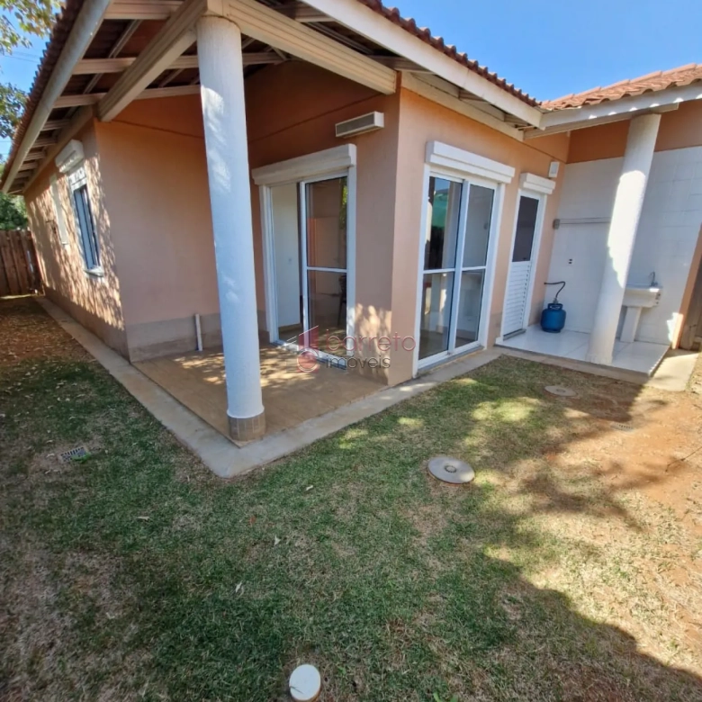 CASA MOBILIADA PARA LOCAÇÃO OU VENDA NO CONDOMÍNIO CASAS DA TOSCANA – JUNDIAÍ/SP