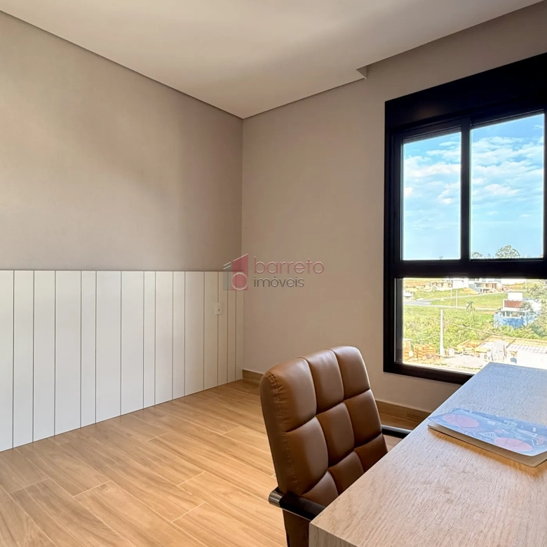 CASA MOBILIADA COM 03 SUÍTES À VENDA NO RESIDENCIAL LAGO AZUL – RECANTO QUARTO CENTENÁRIO – JUNDIAÍ/SP