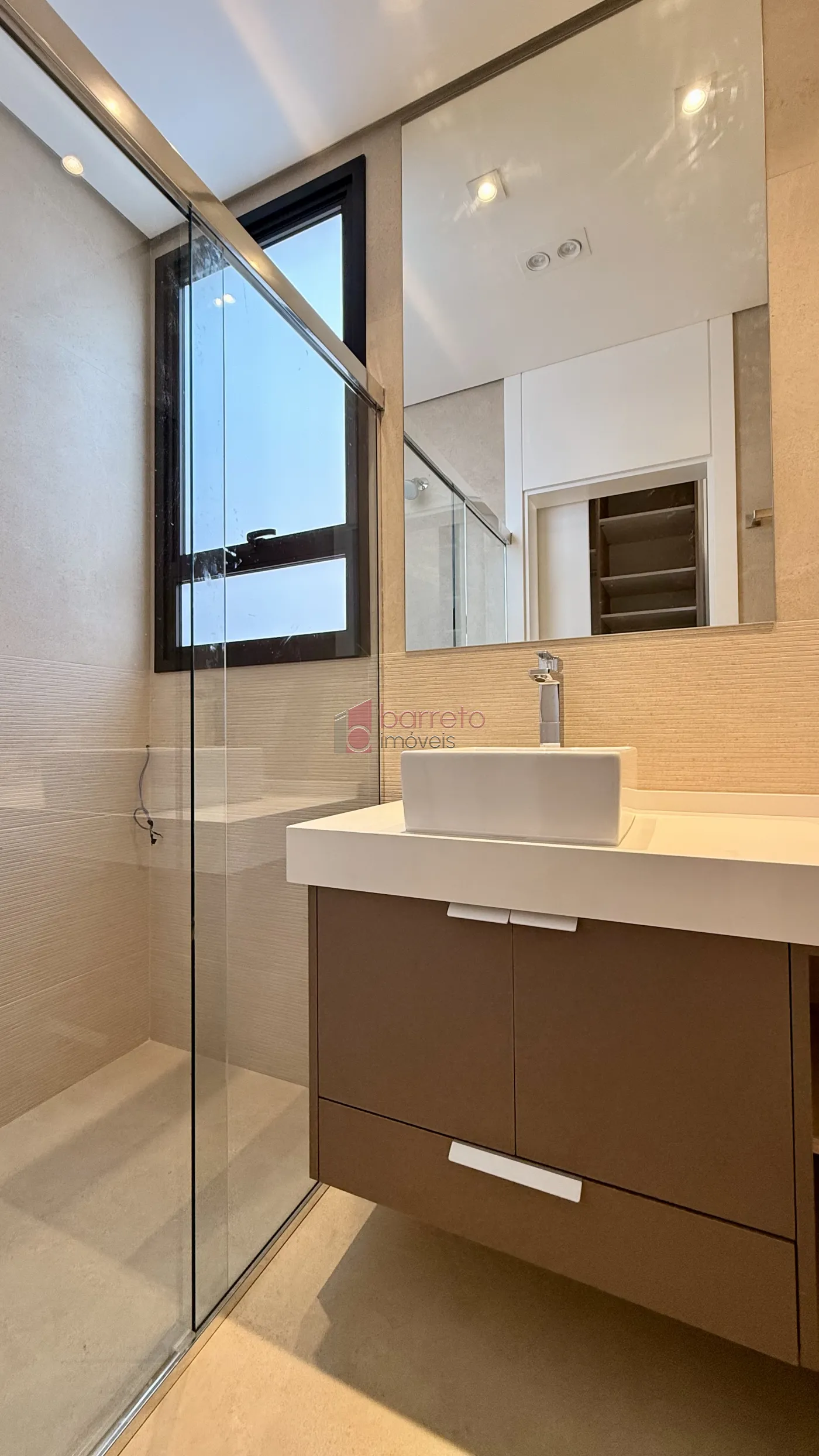 CASA MOBILIADA COM 03 SUÍTES À VENDA NO RESIDENCIAL LAGO AZUL – RECANTO QUARTO CENTENÁRIO – JUNDIAÍ/SP