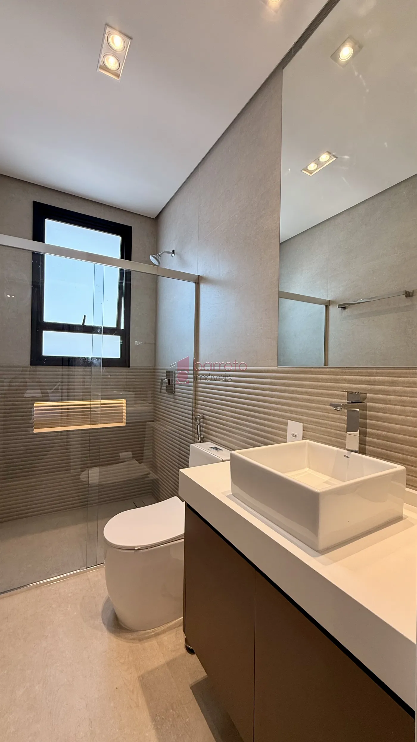 CASA MOBILIADA COM 03 SUÍTES À VENDA NO RESIDENCIAL LAGO AZUL – RECANTO QUARTO CENTENÁRIO – JUNDIAÍ/SP